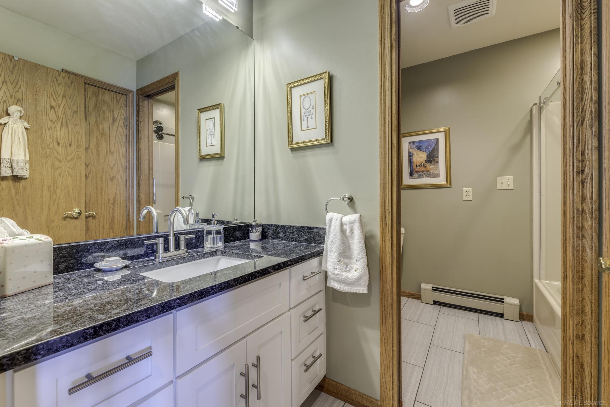 7346 Huron Avenue # B Unit: 302 - Building B
