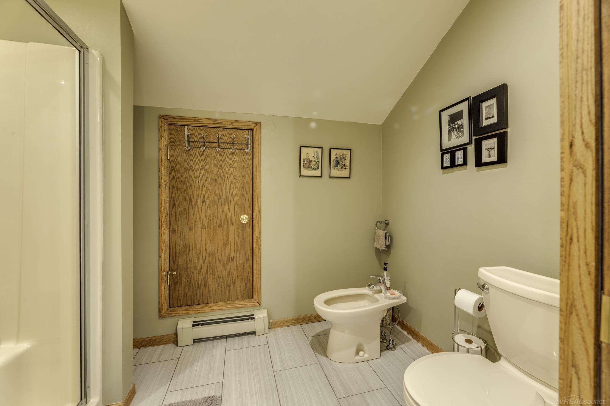 7346 Huron Avenue # B Unit: 302 - Building B