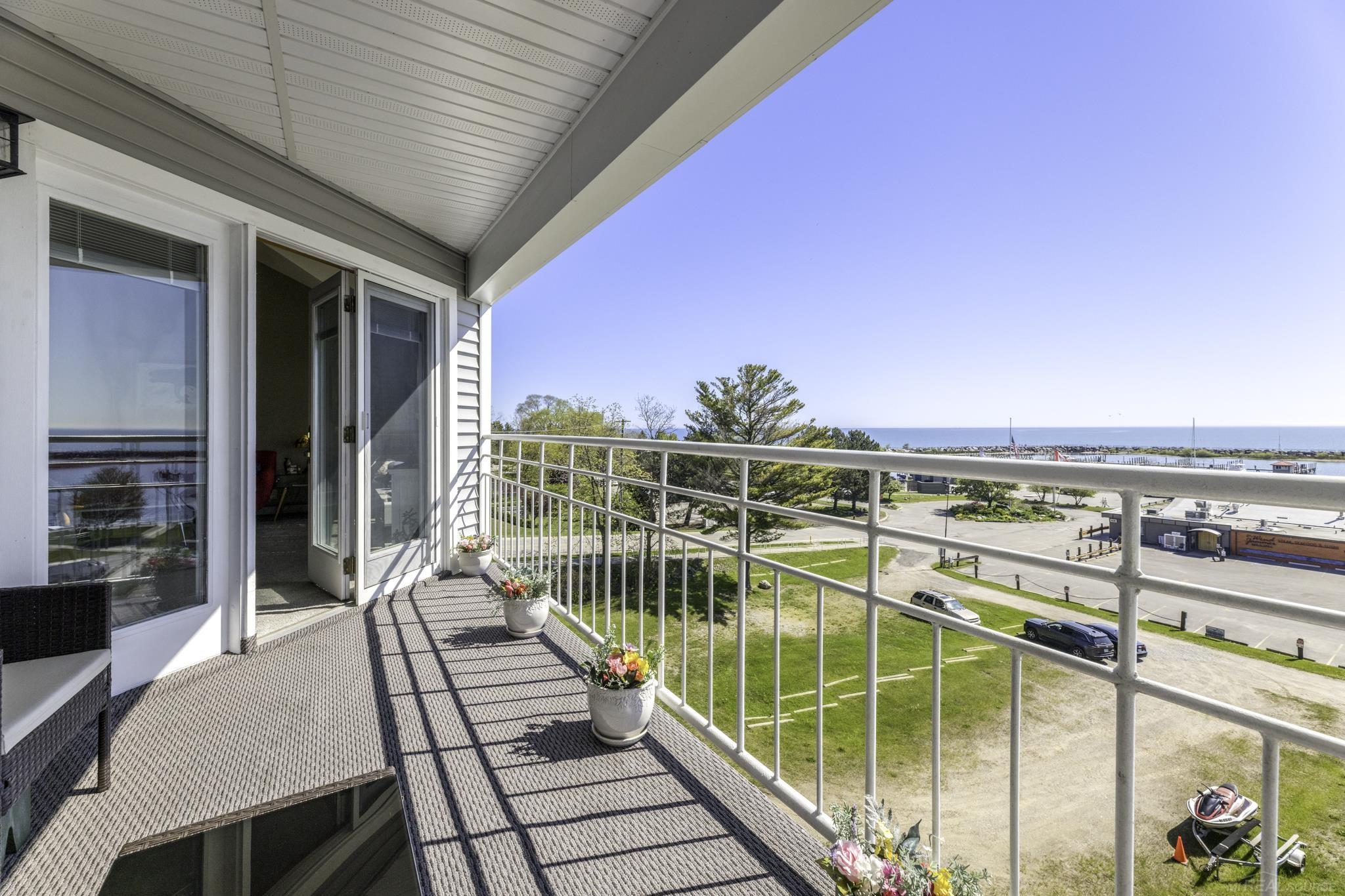 7346 Huron Avenue # B Unit: 302 - Building B