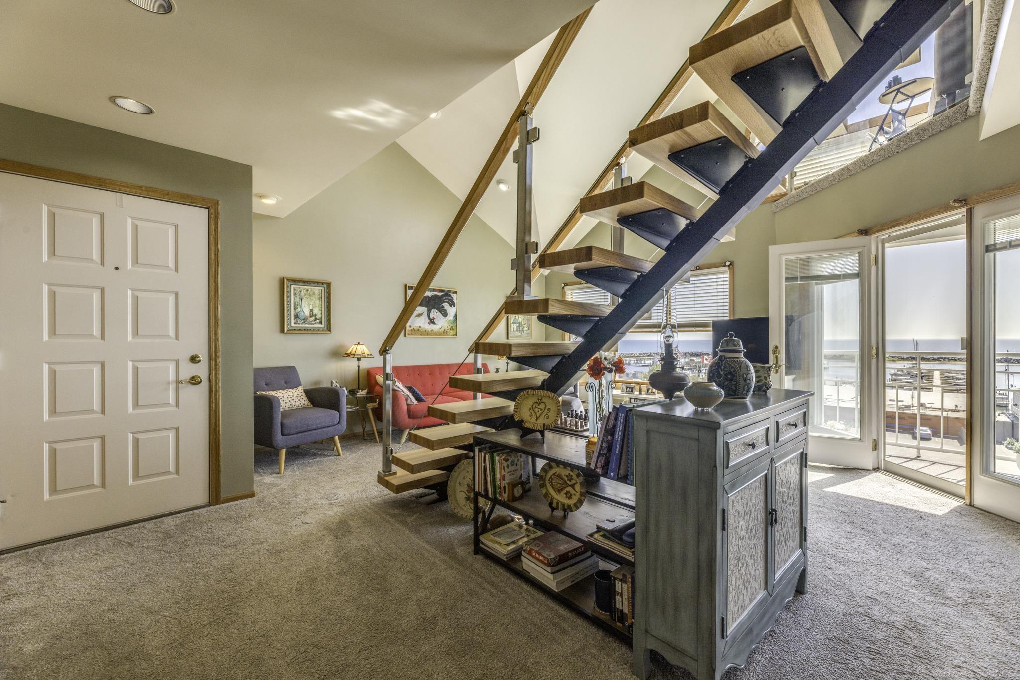 7346 Huron Avenue # B Unit: 302 - Building B