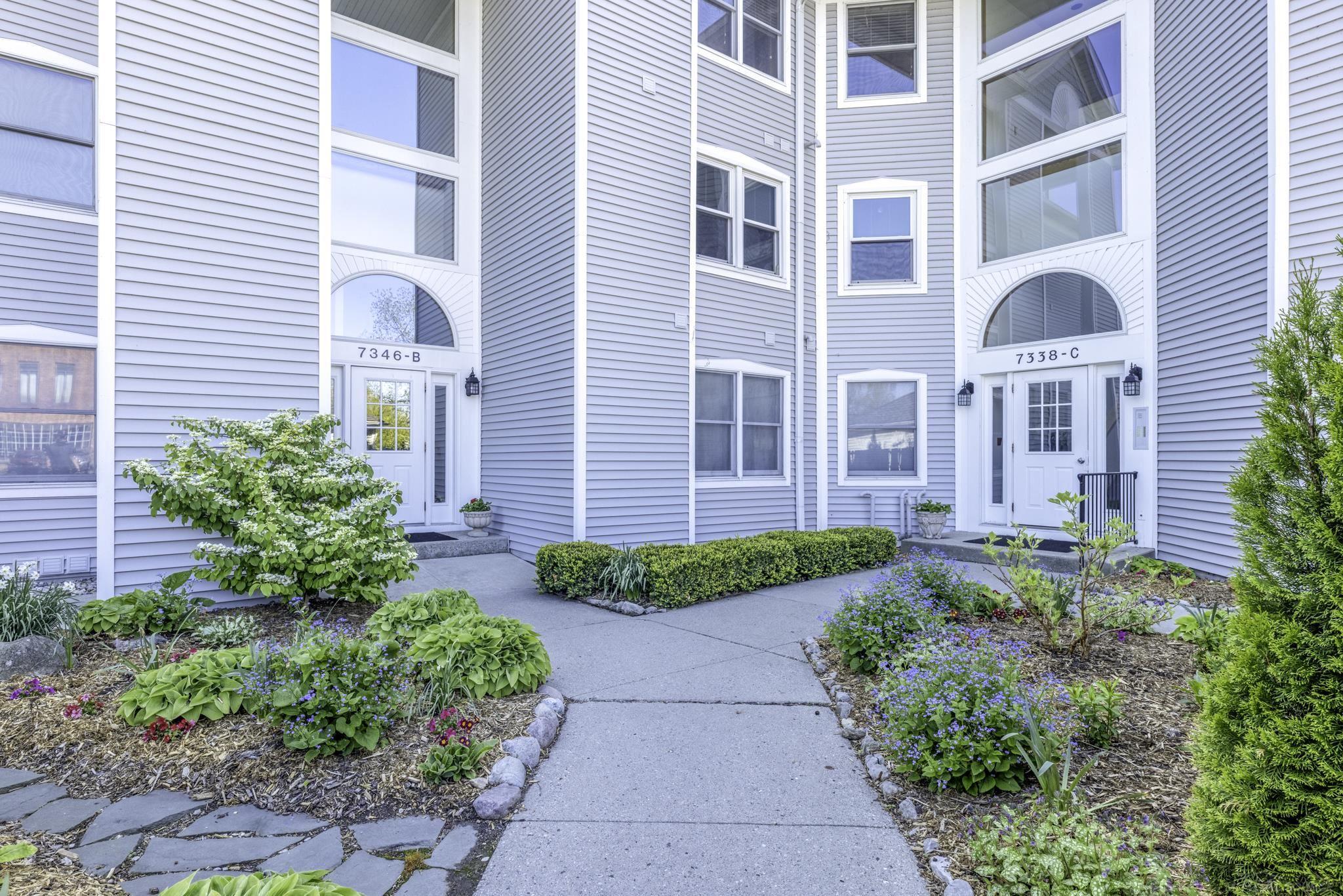 7346 Huron Avenue # B Unit: 302 - Building B