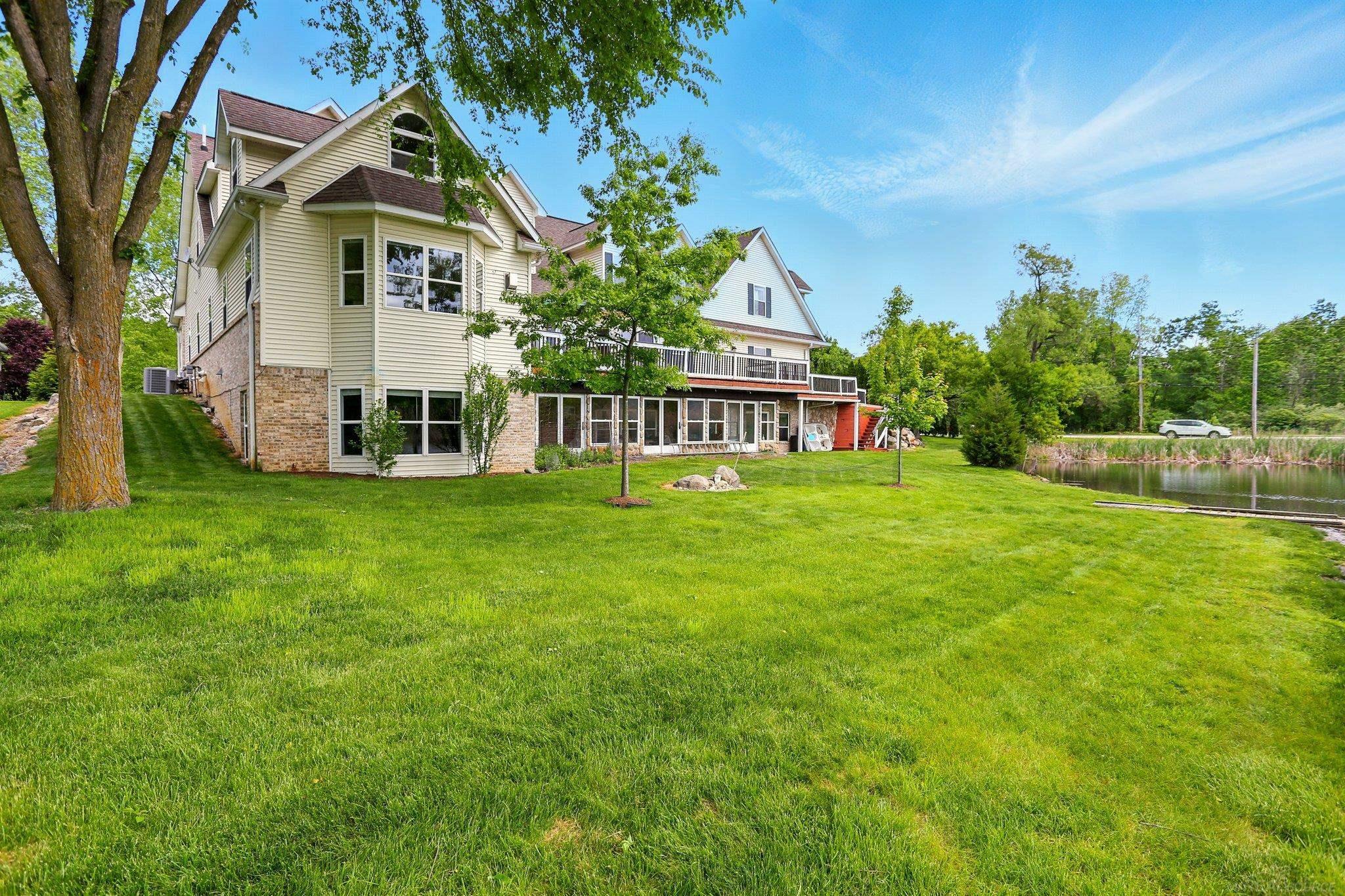 7859 Pine Ridge Drive