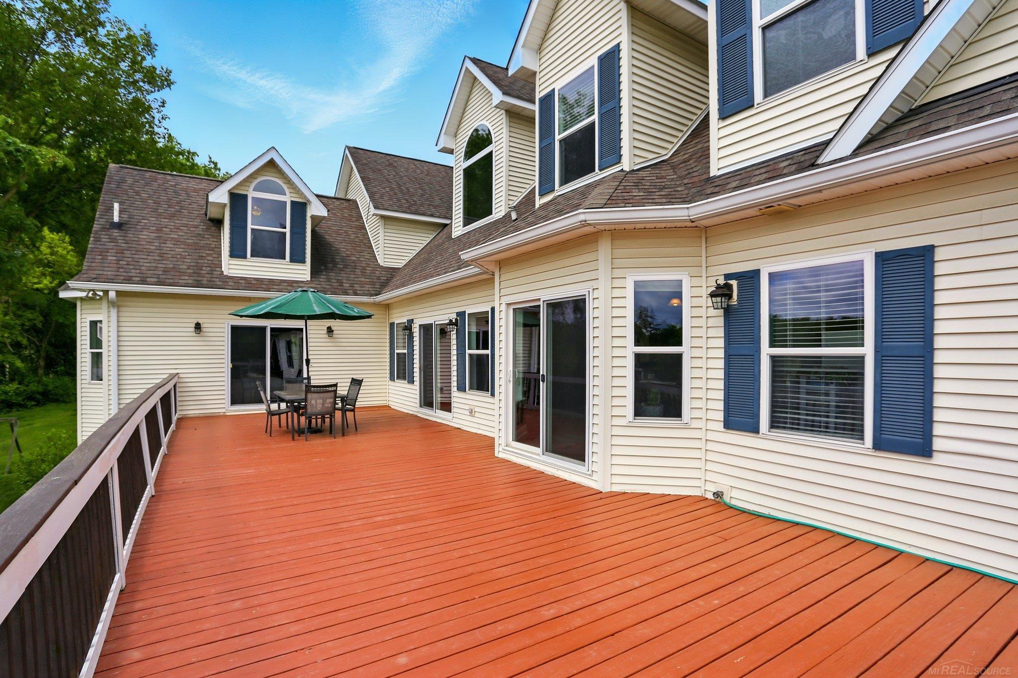 7859 Pine Ridge Drive