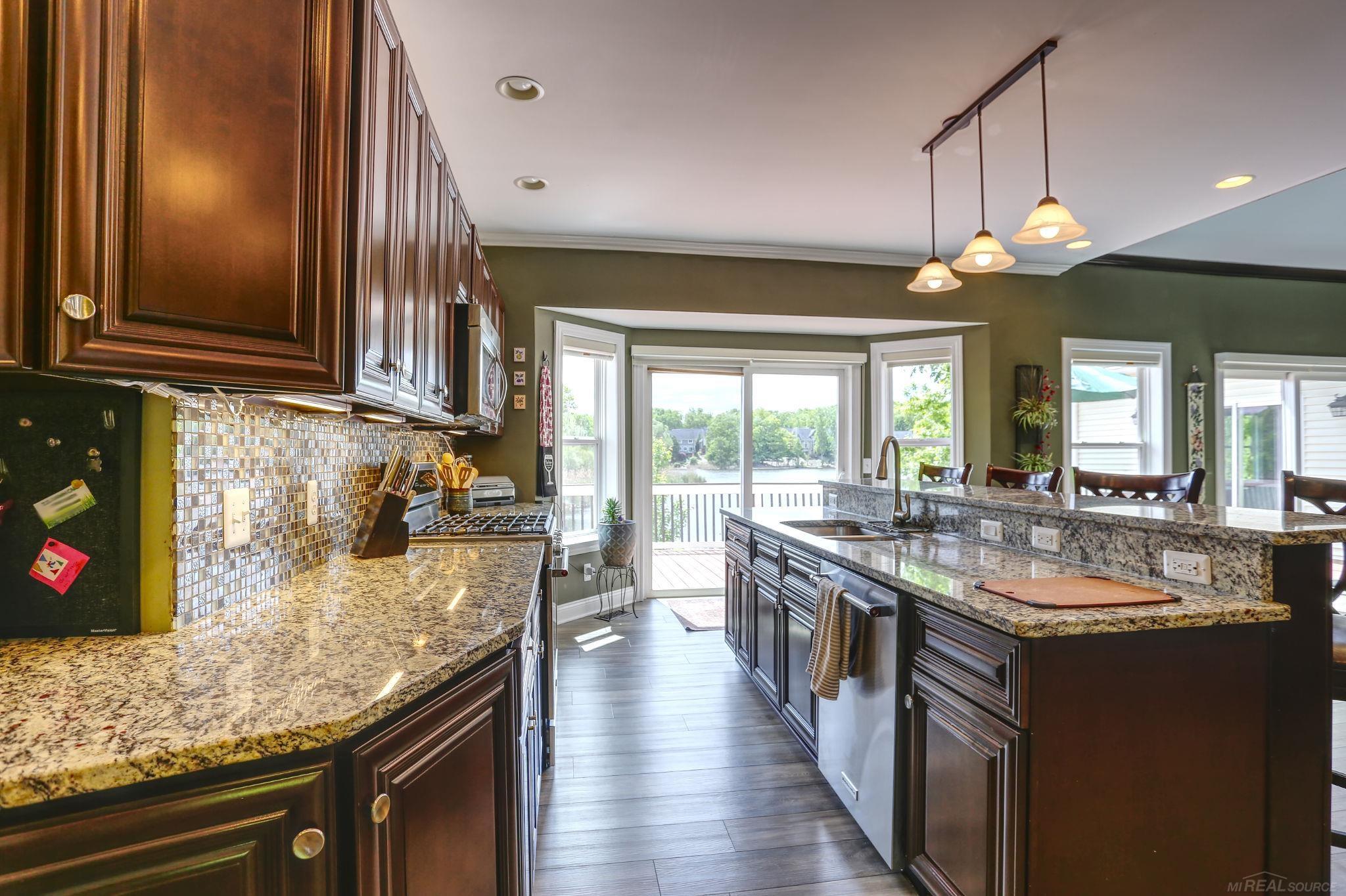 7859 Pine Ridge Drive