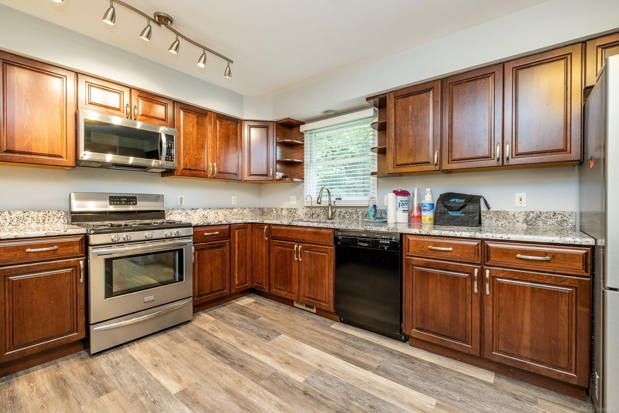 2126 Hartwick Lane