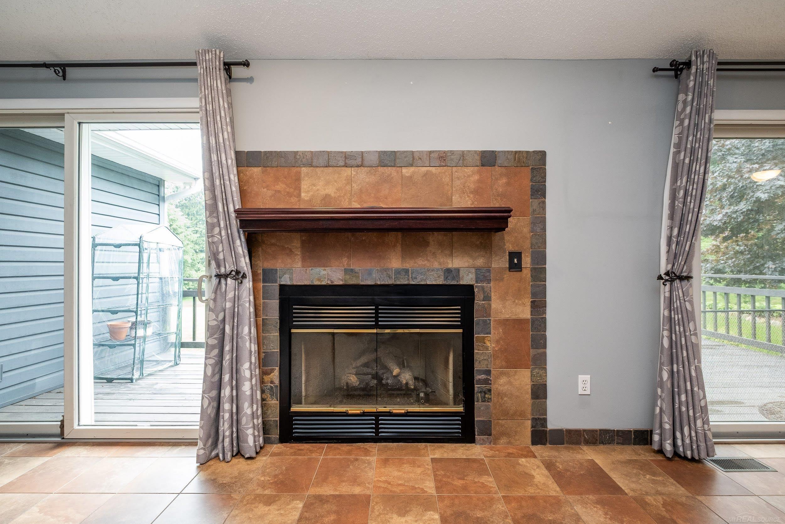 2126 Hartwick Lane