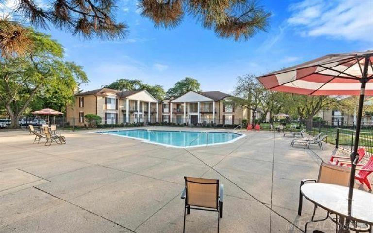 29216 Gloede Drive # M5