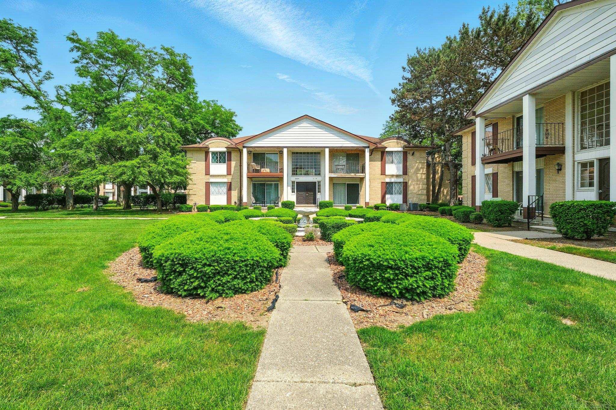 29216 Gloede Drive # M5