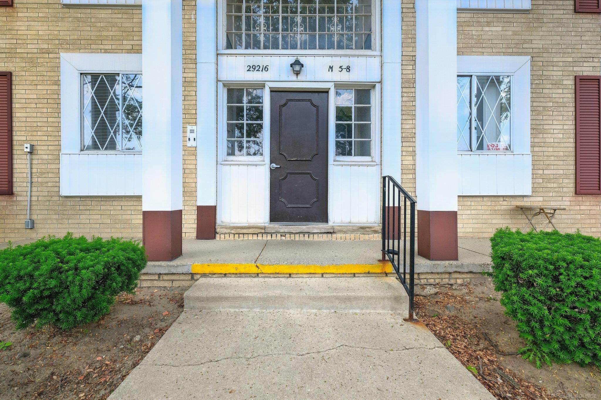 29216 Gloede Drive # M5