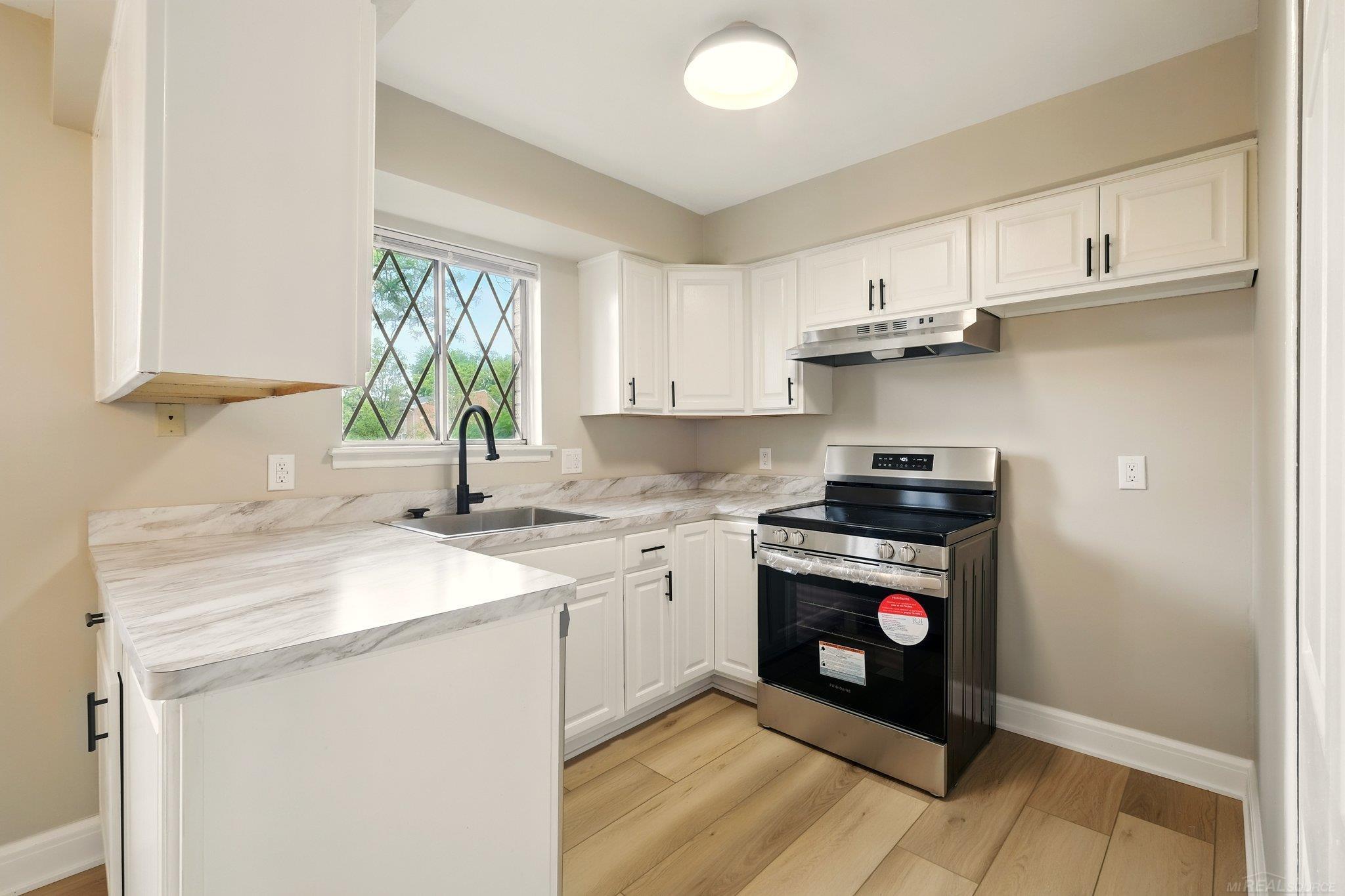 29216 Gloede Drive # M5