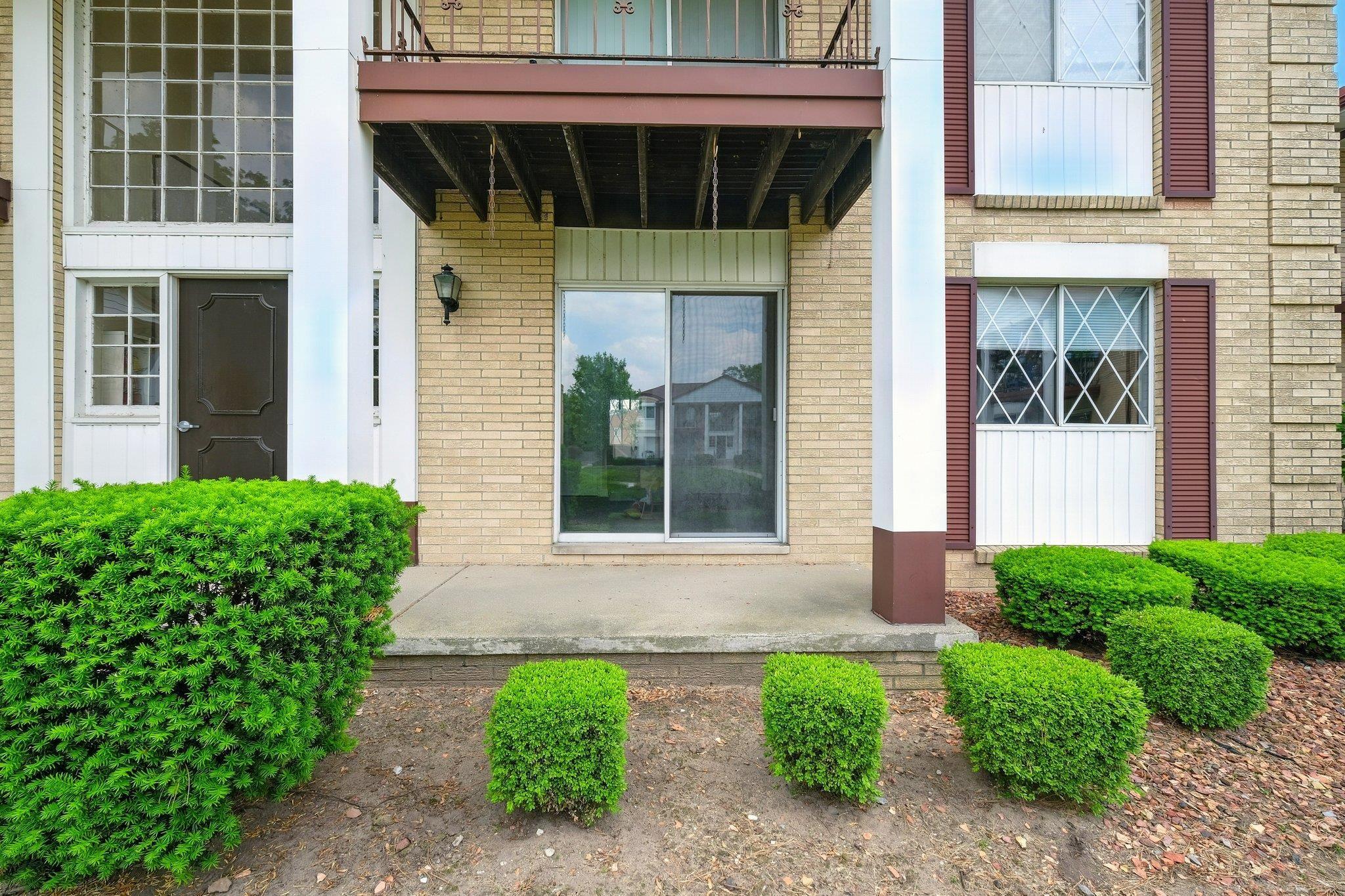 29216 Gloede Drive # M5