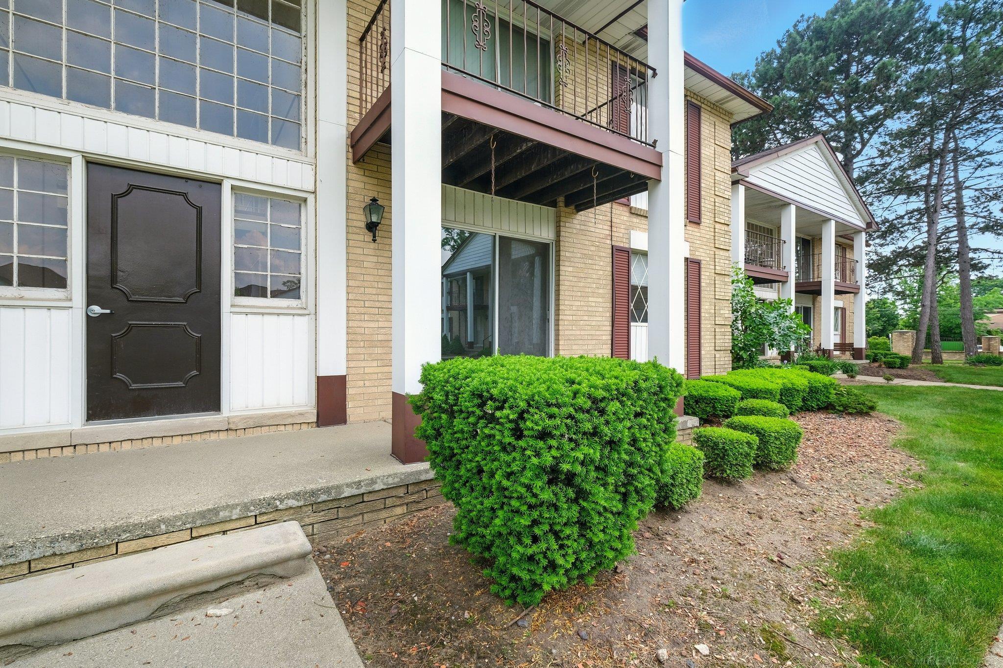 29216 Gloede Drive # M5