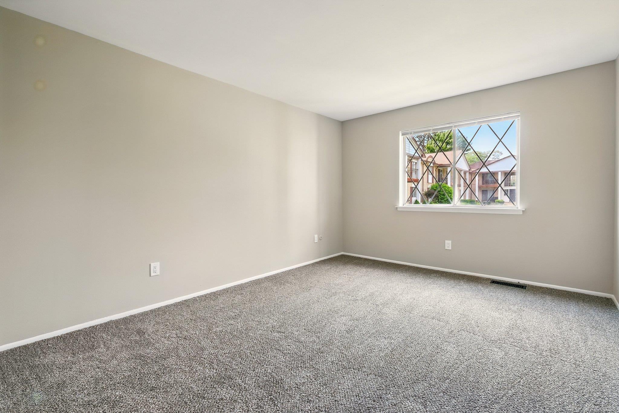 29216 Gloede Drive # M5