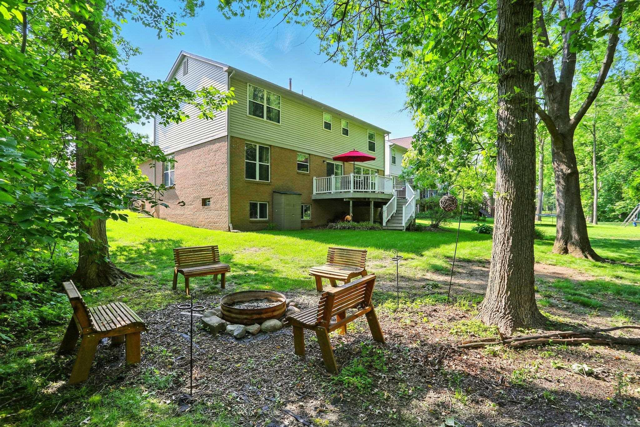 2729 Long Meadow Lane