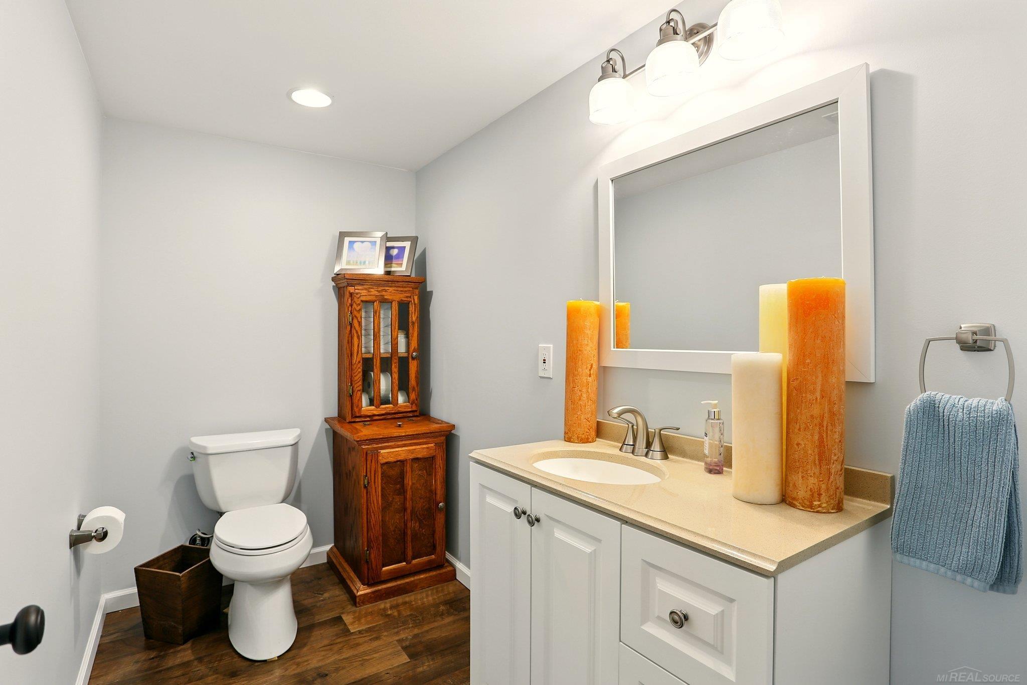 2729 Long Meadow Lane