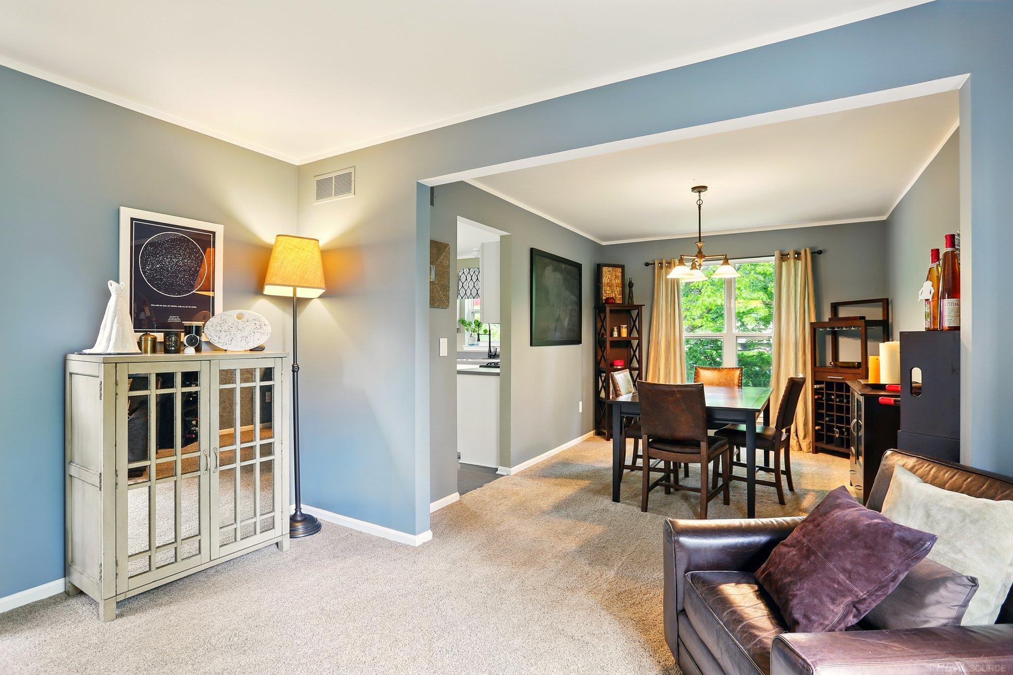 2729 Long Meadow Lane