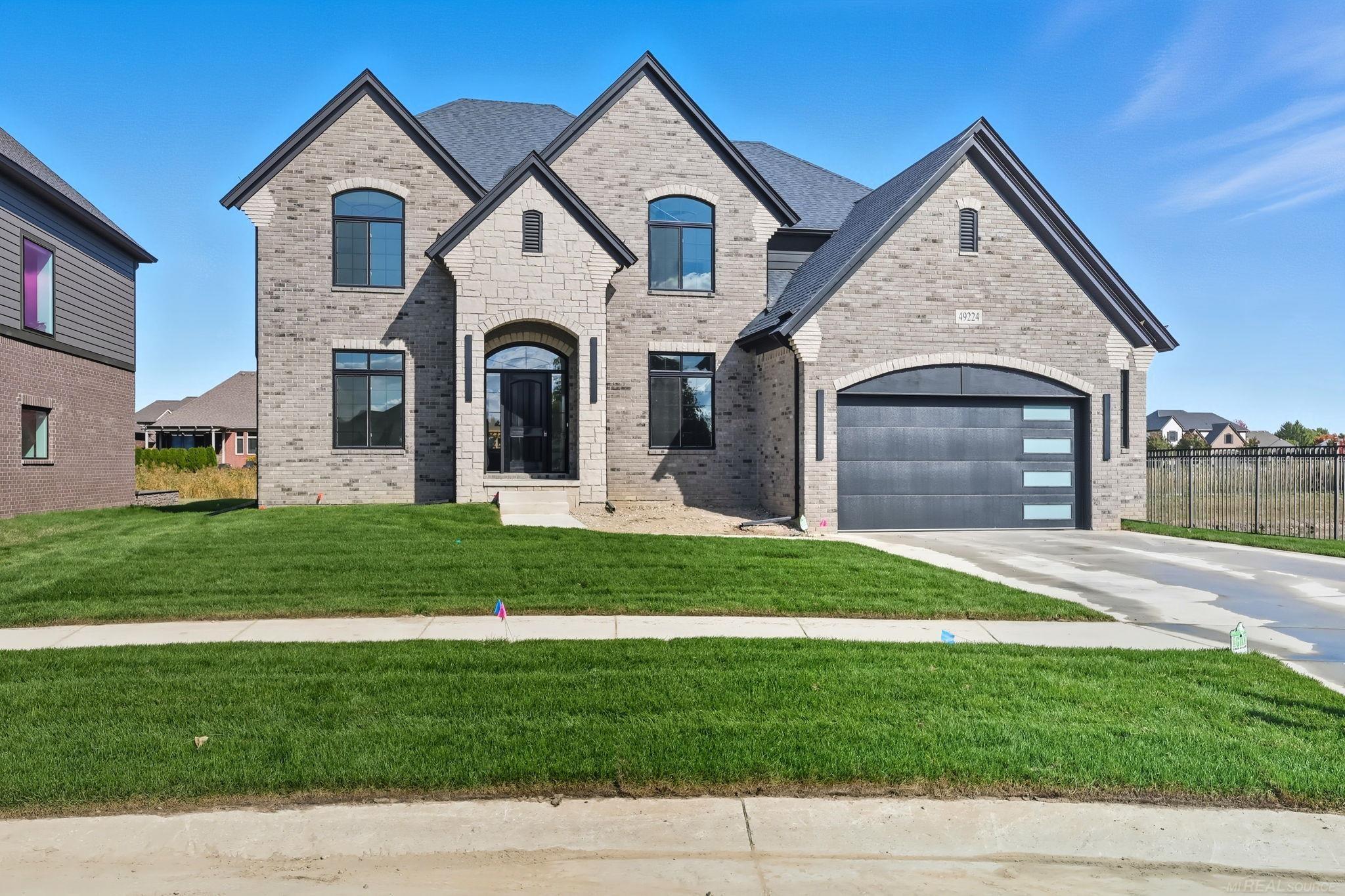 49224 Peacock Lane