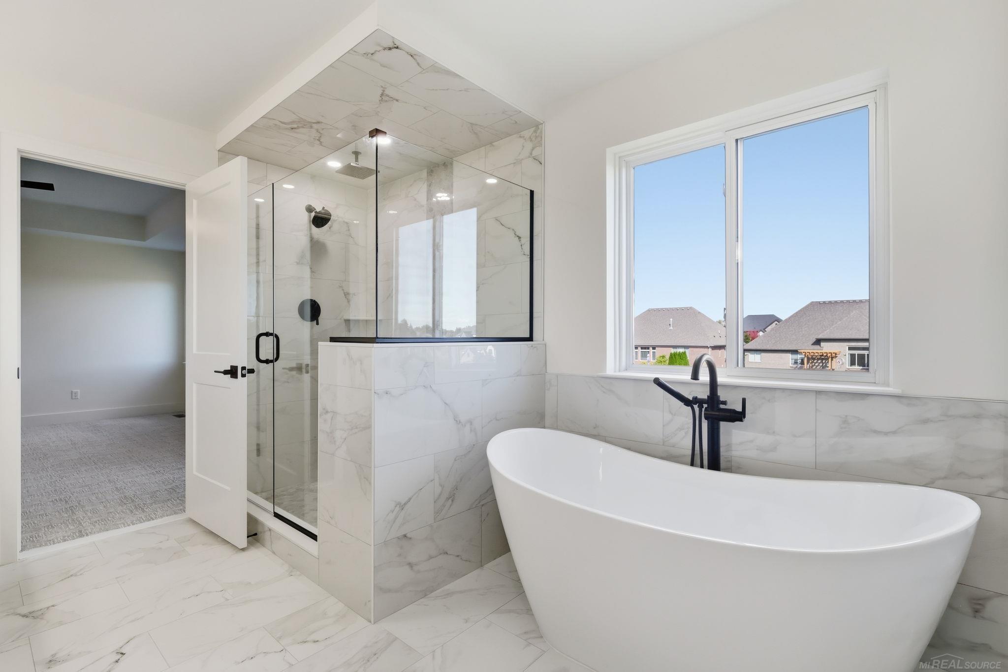 49224 Peacock Lane