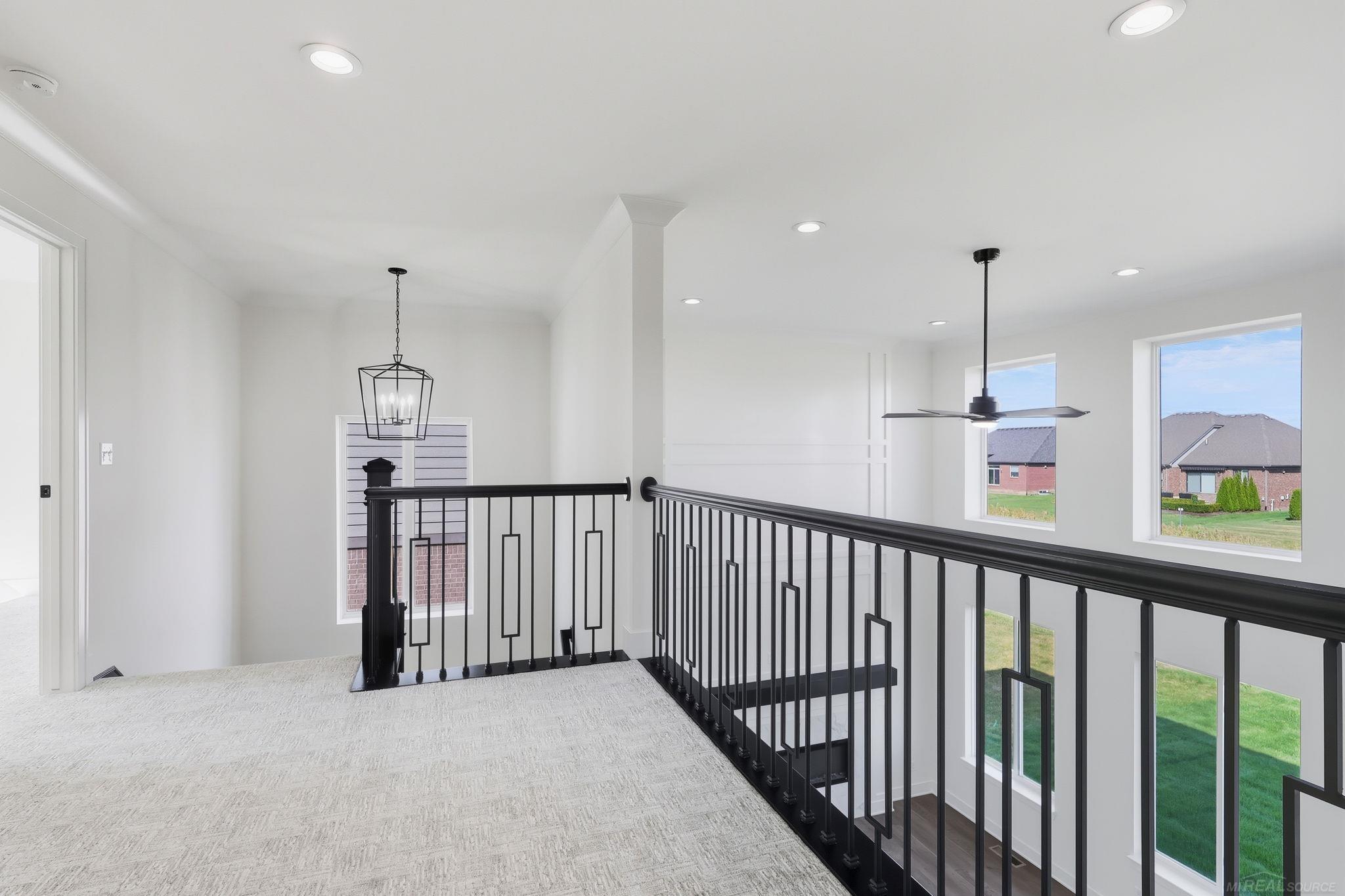 49224 Peacock Lane