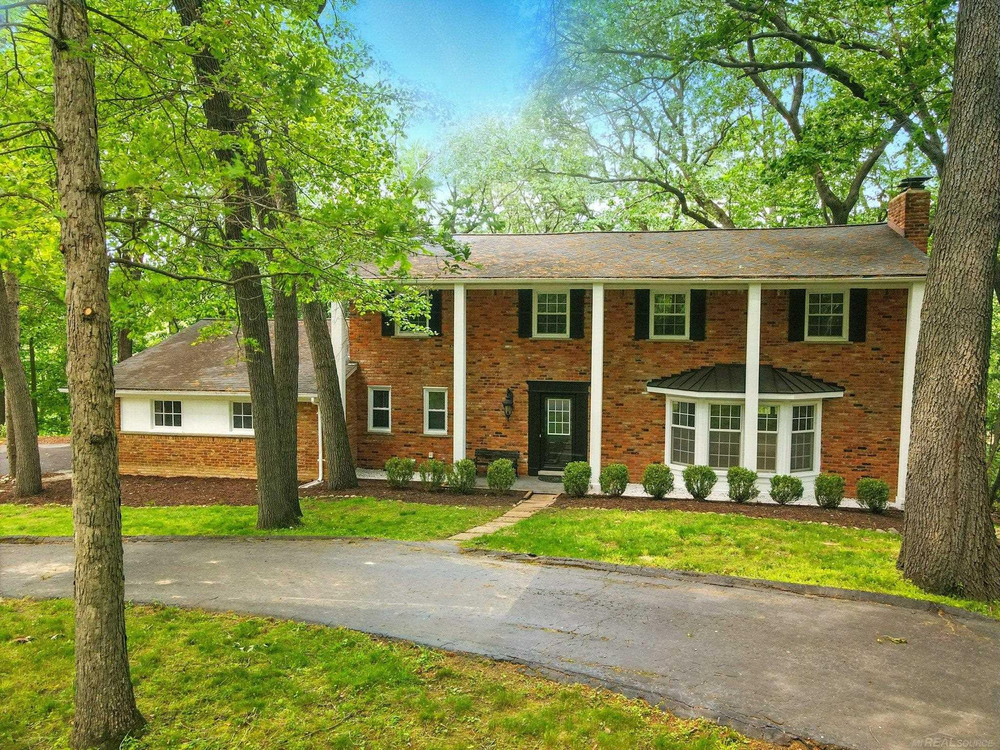 761 Apple Hill Lane