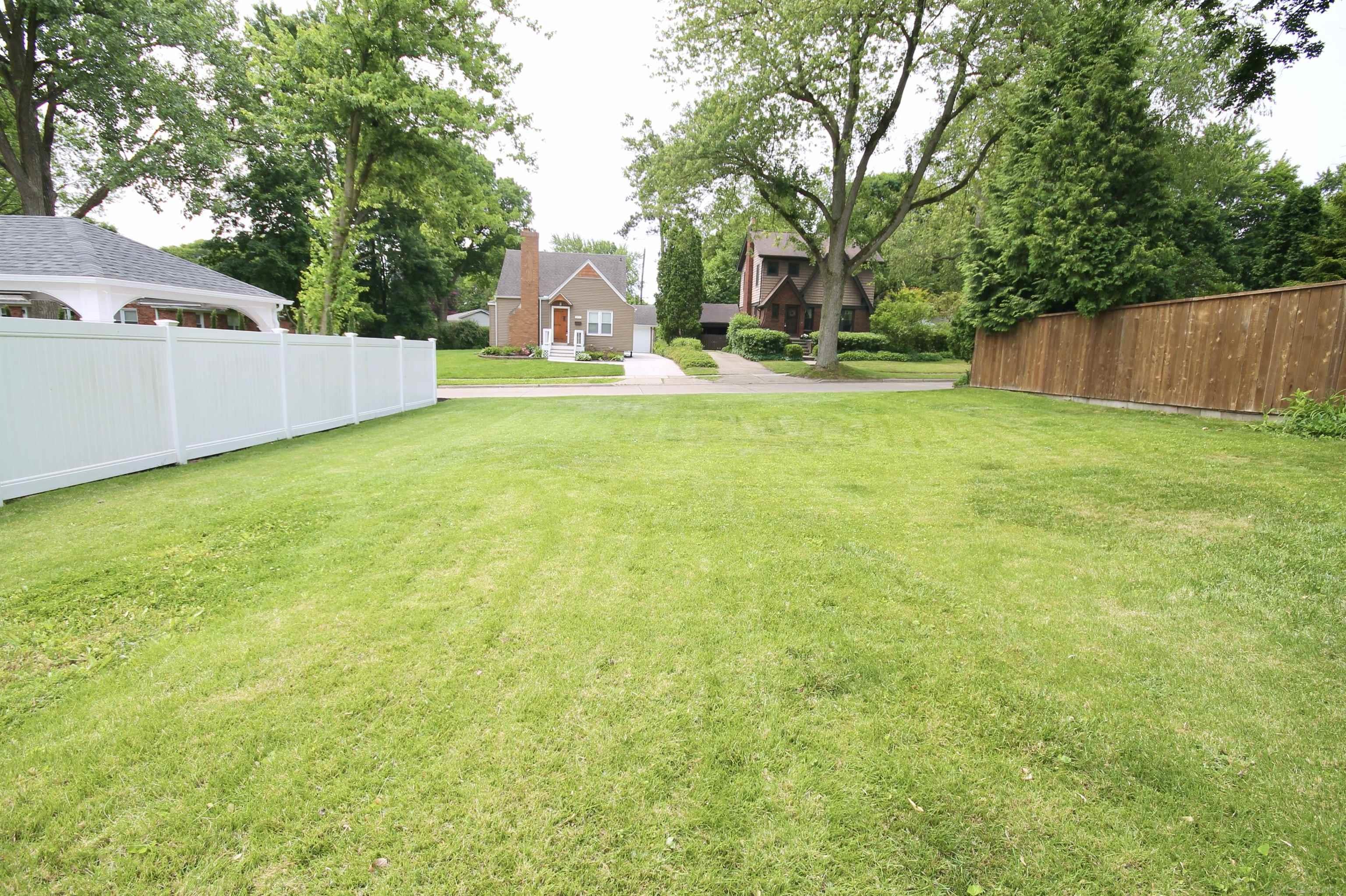 311 Royal Ave Avenue