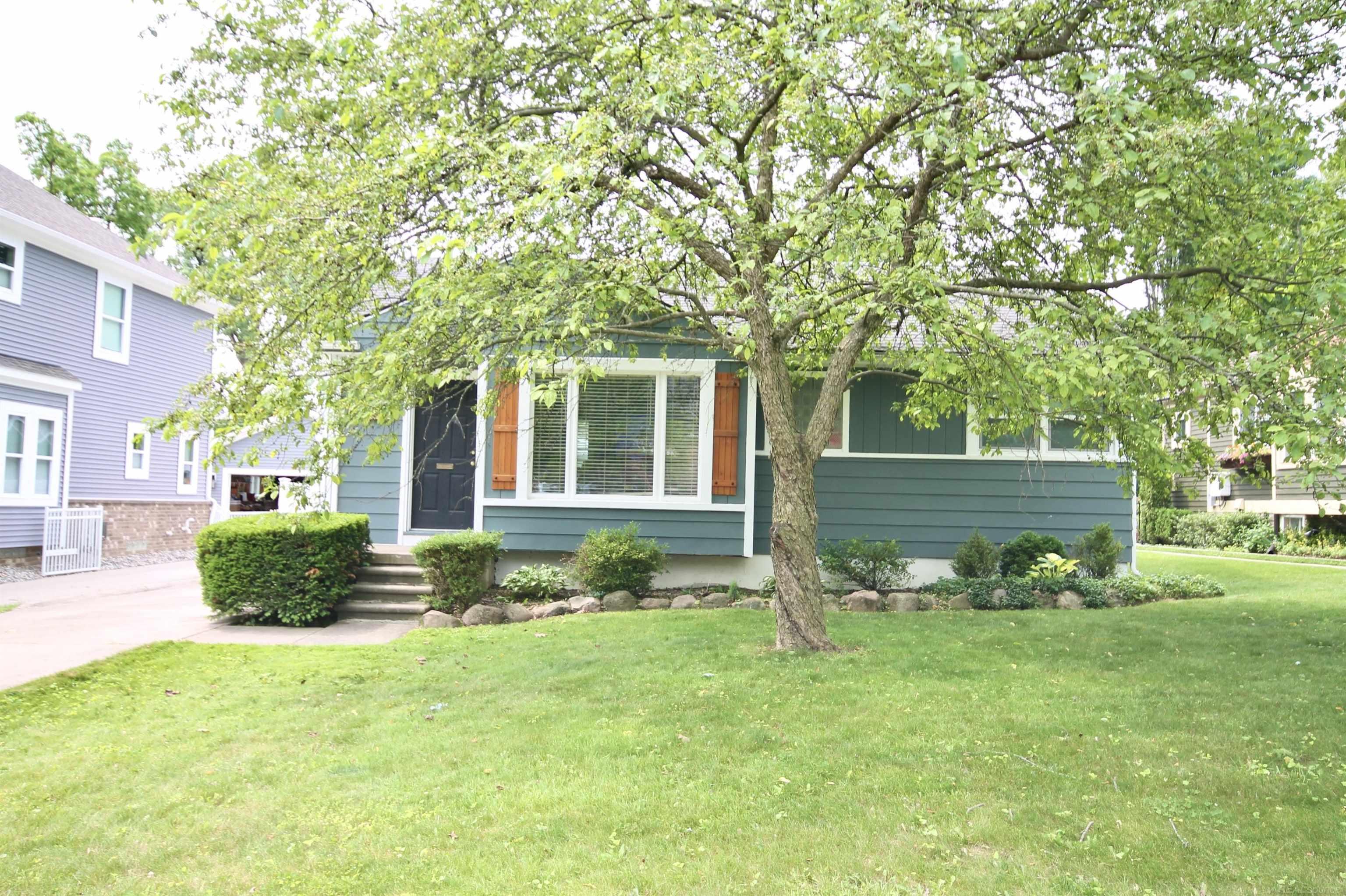 311 Royal Ave Avenue
