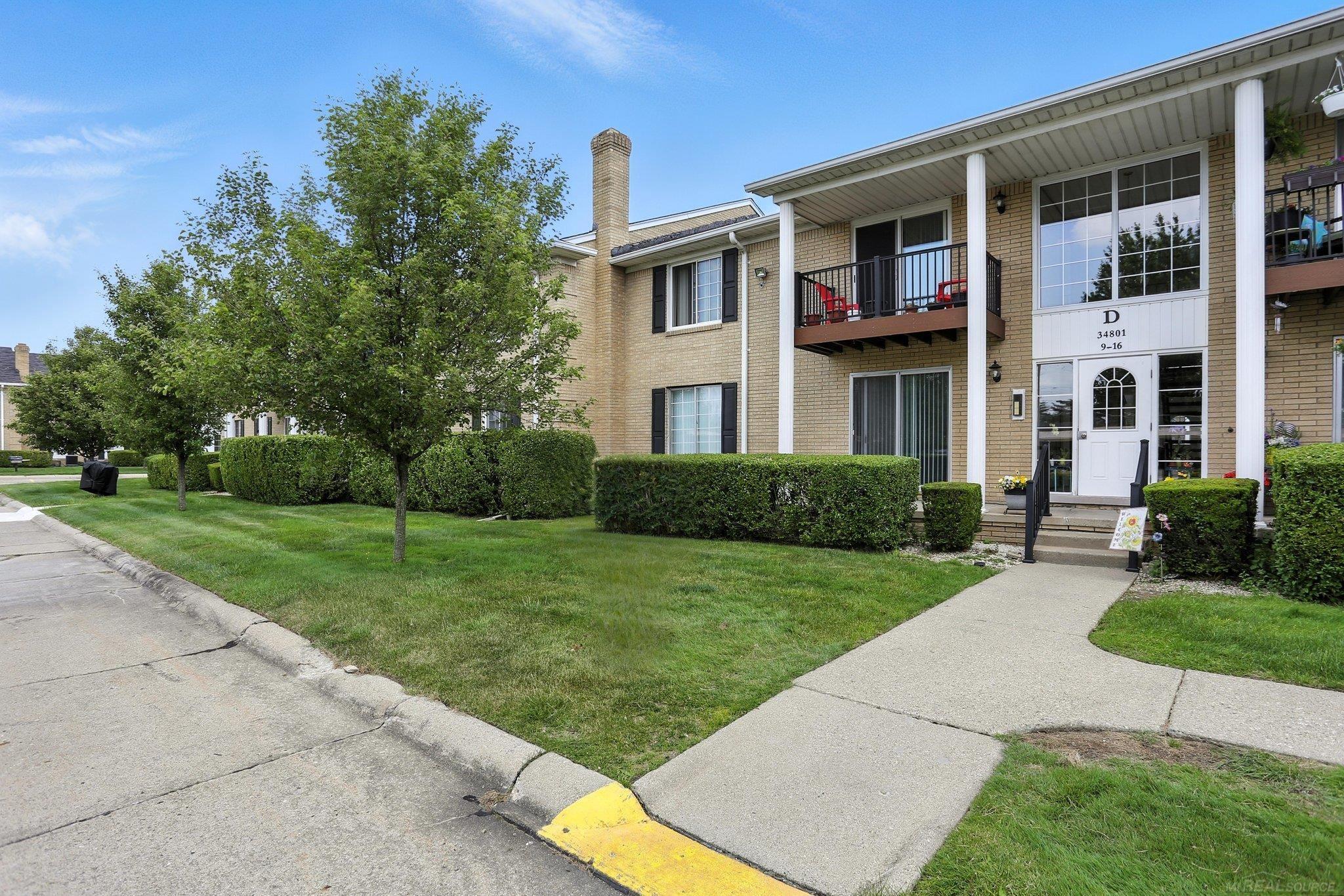 34801 Valleyview Drive # D15