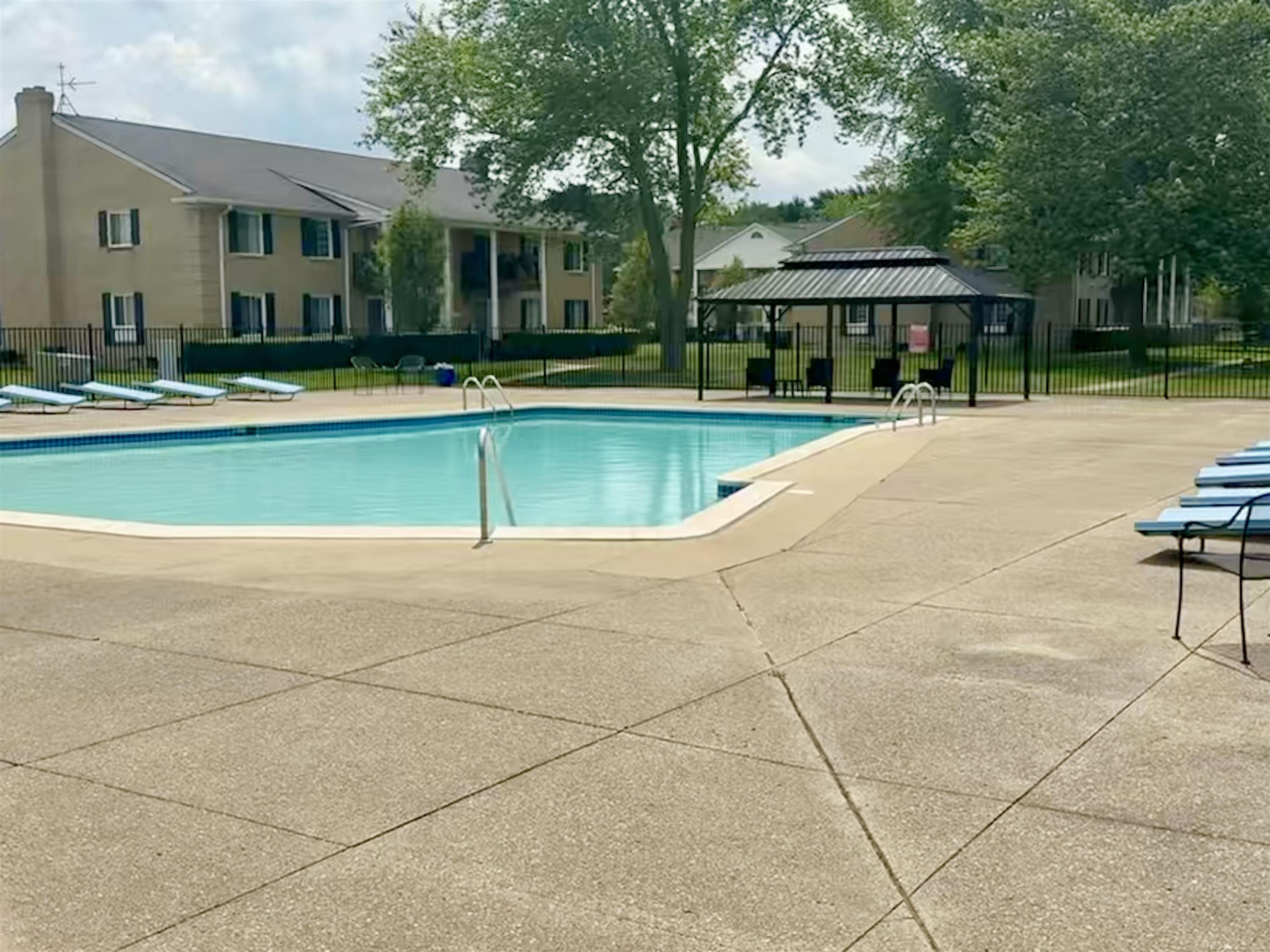 34801 Valleyview Drive # D15