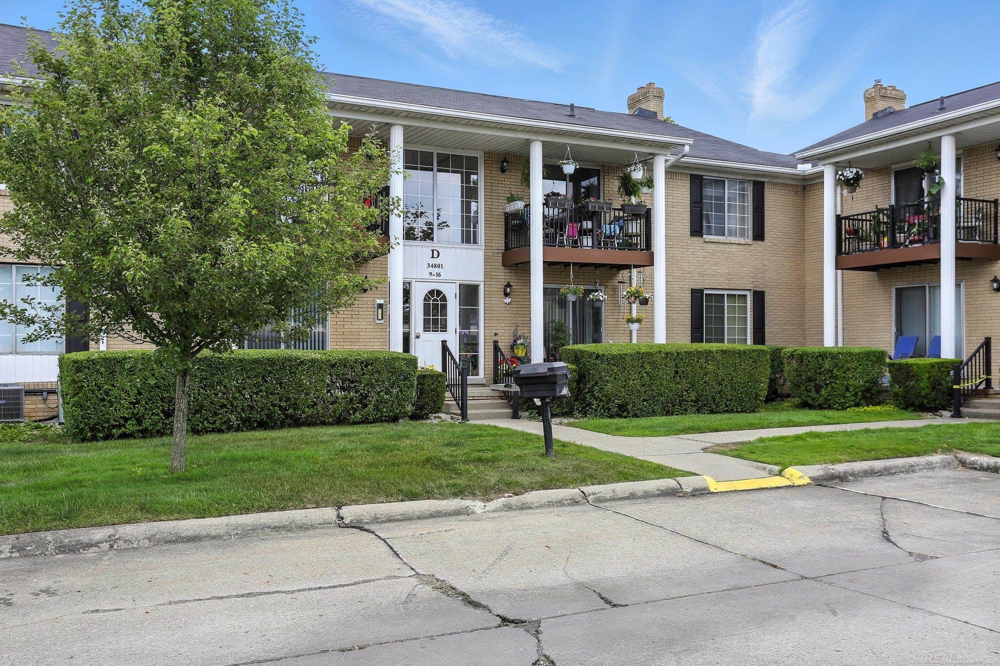 34801 Valleyview Drive # D15
