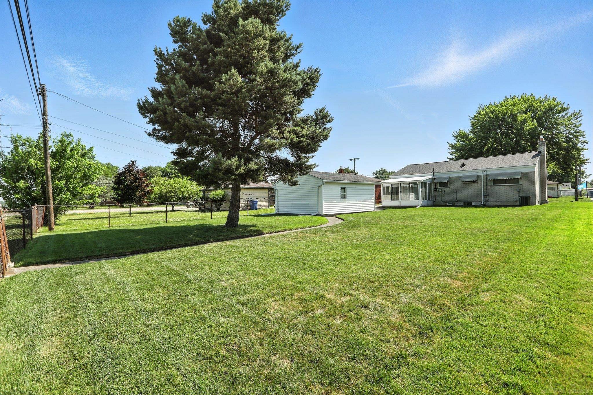 30955 Iroquois Drive