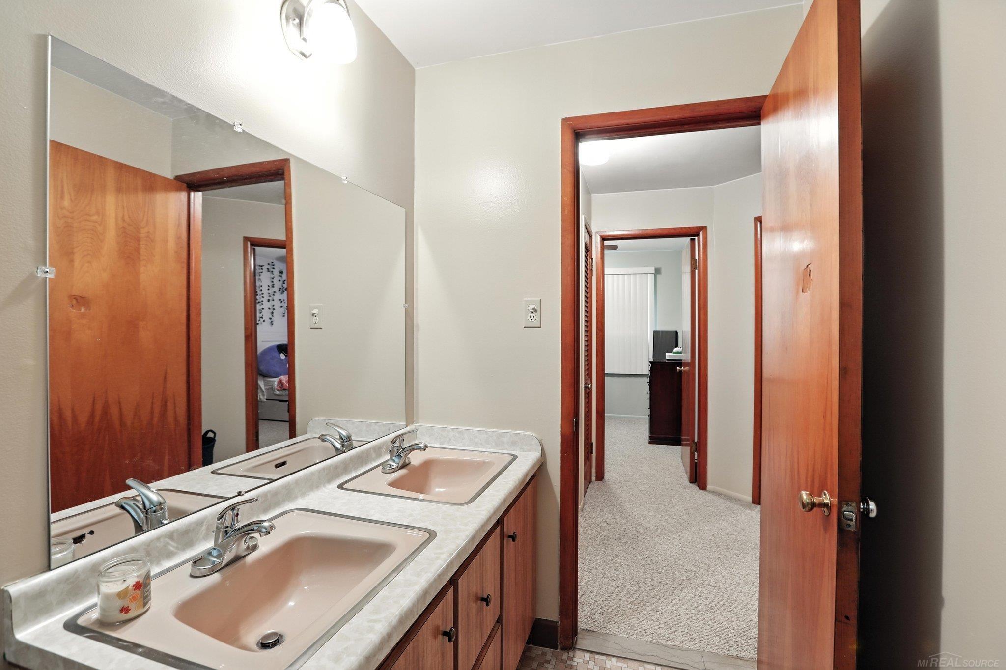 30955 Iroquois Drive