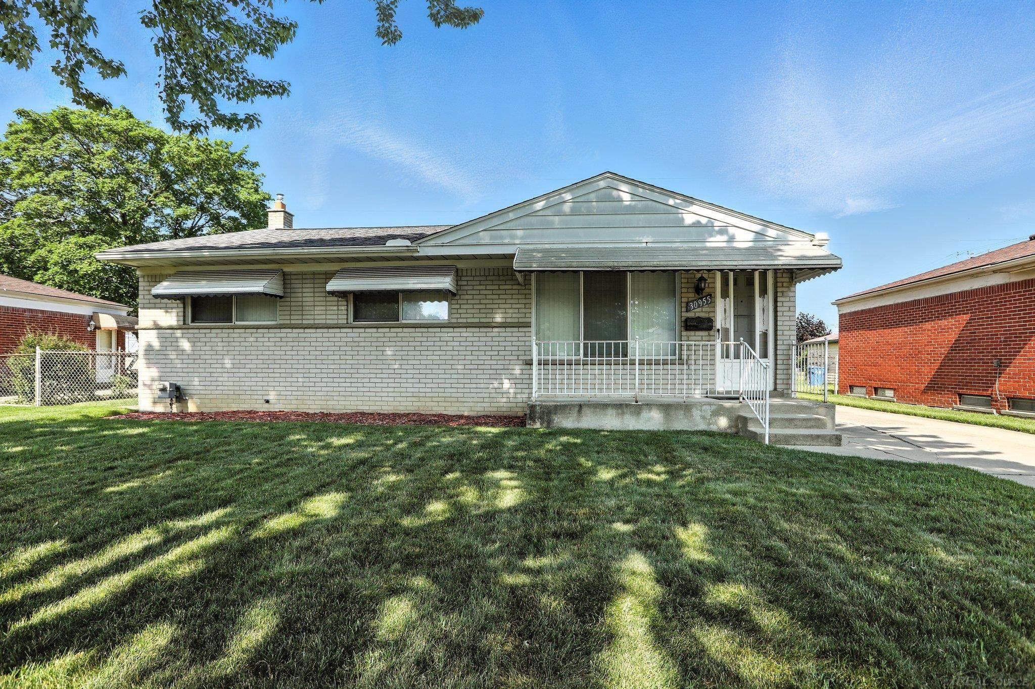 30955 Iroquois Drive