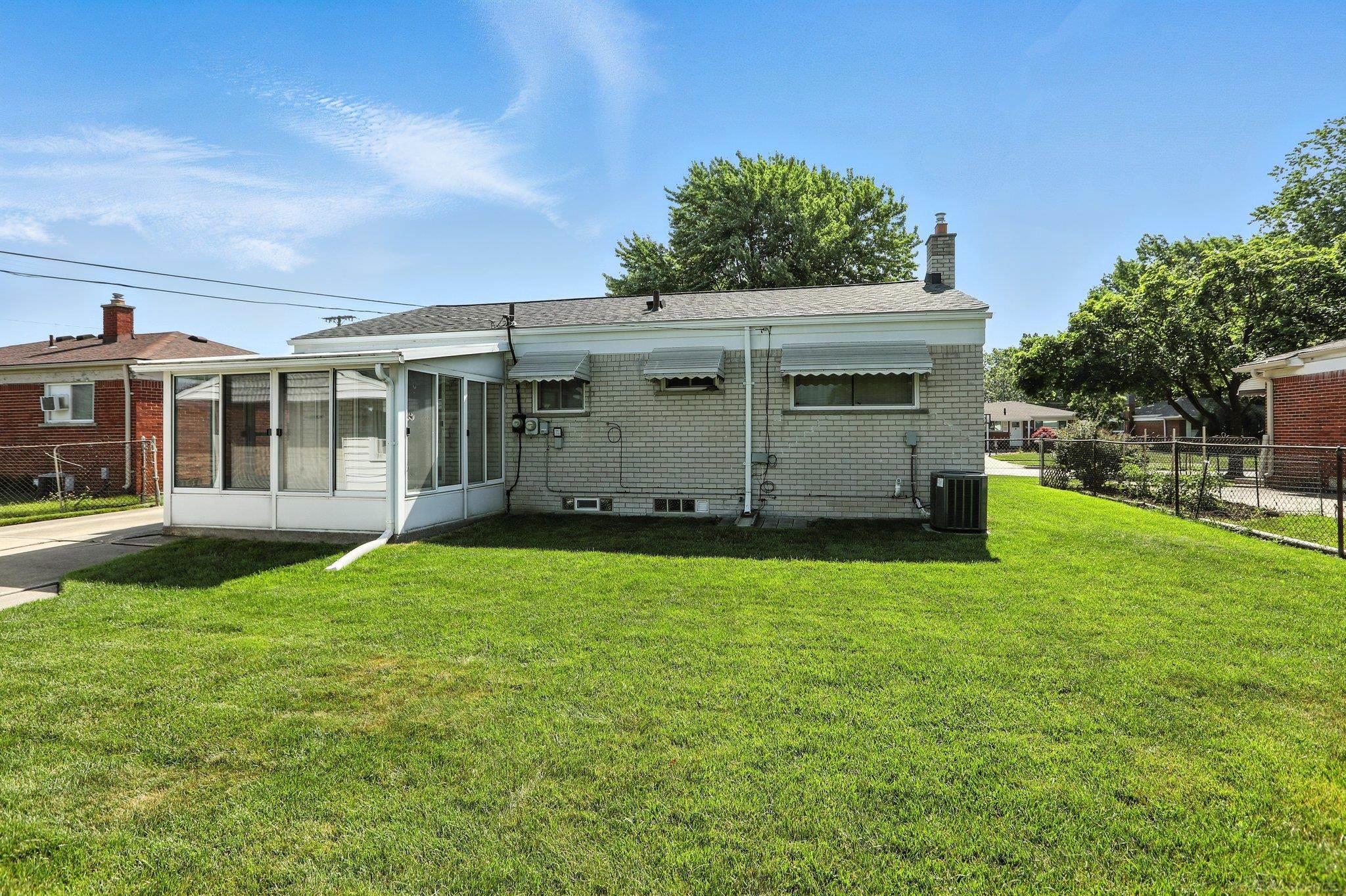 30955 Iroquois Drive