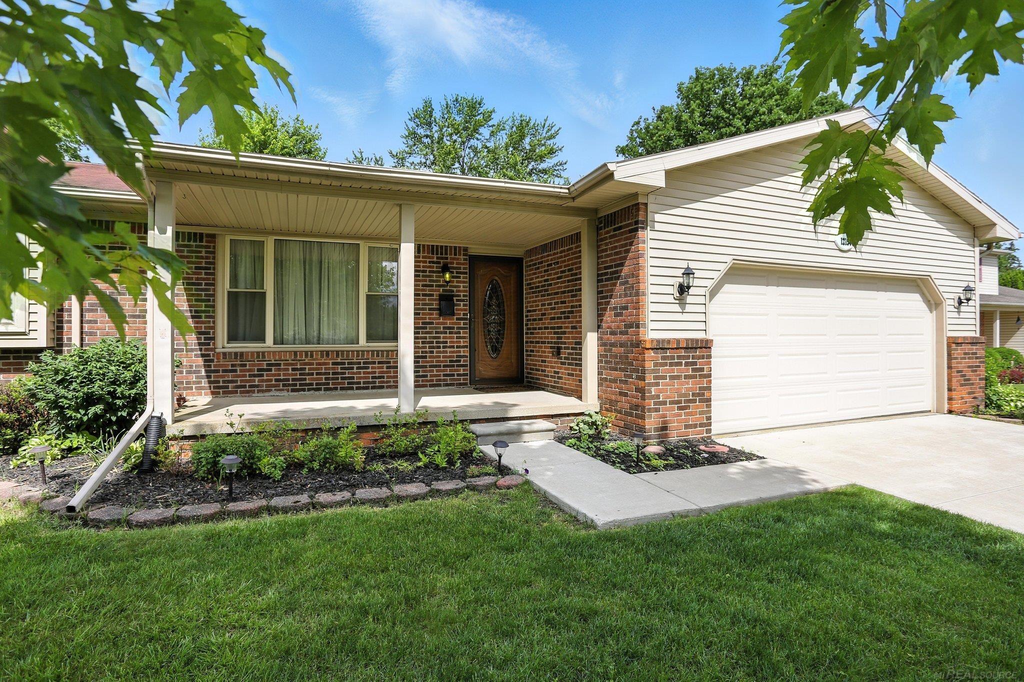 12156 Birchwood Lane