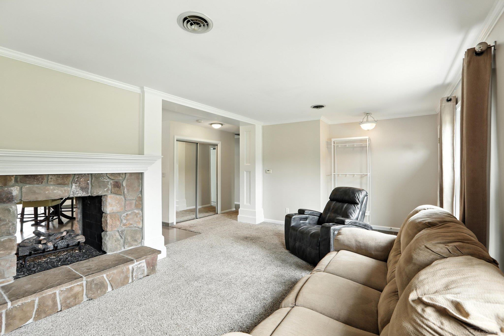 11477 N Crestline Drive