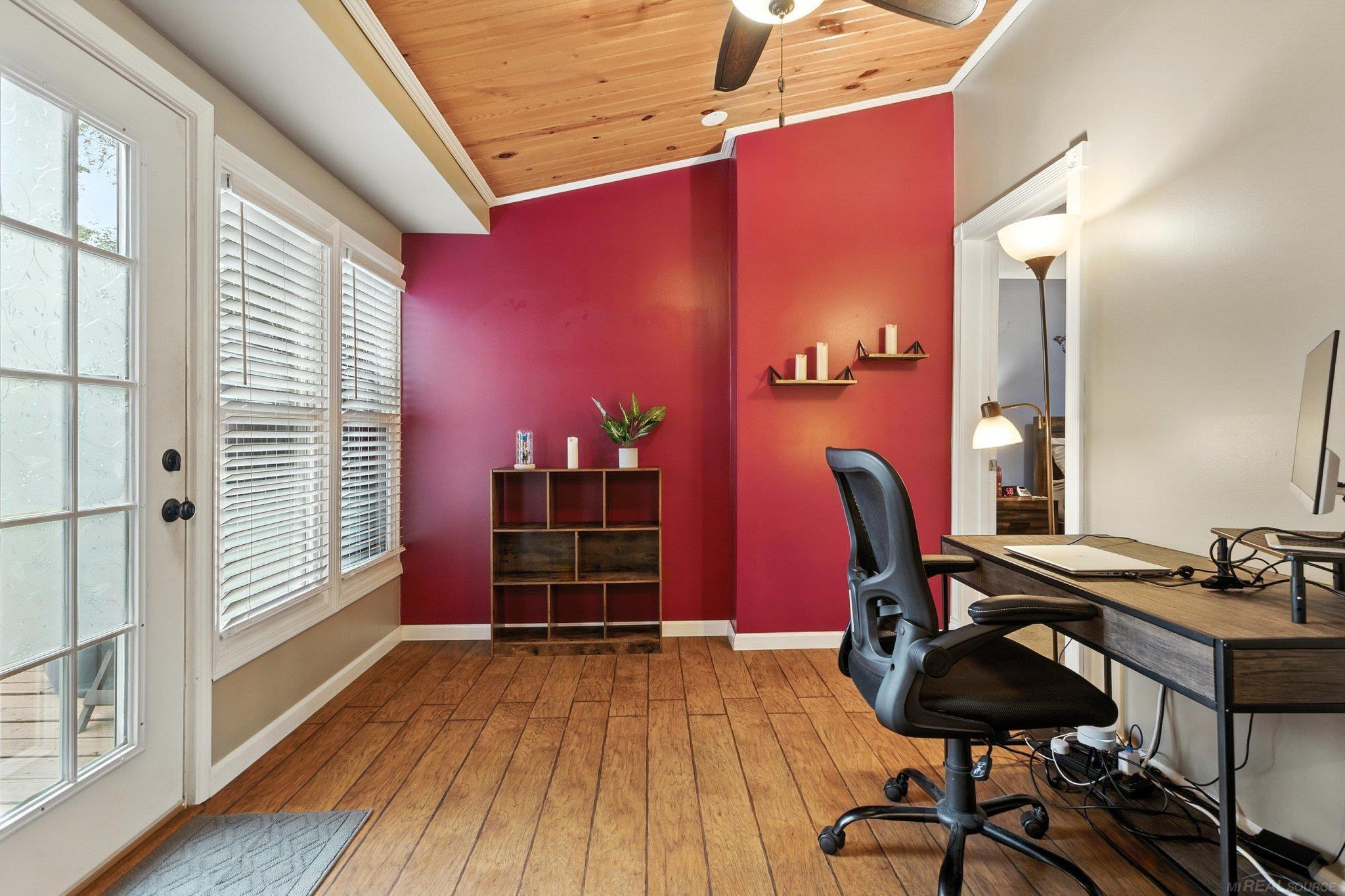 8526 Walnut Hill
