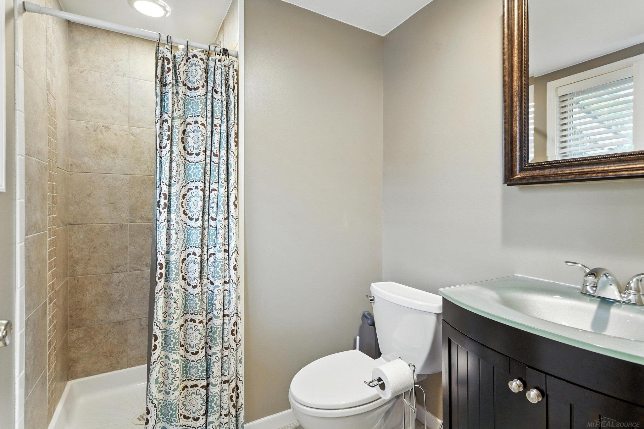 8526 Walnut Hill