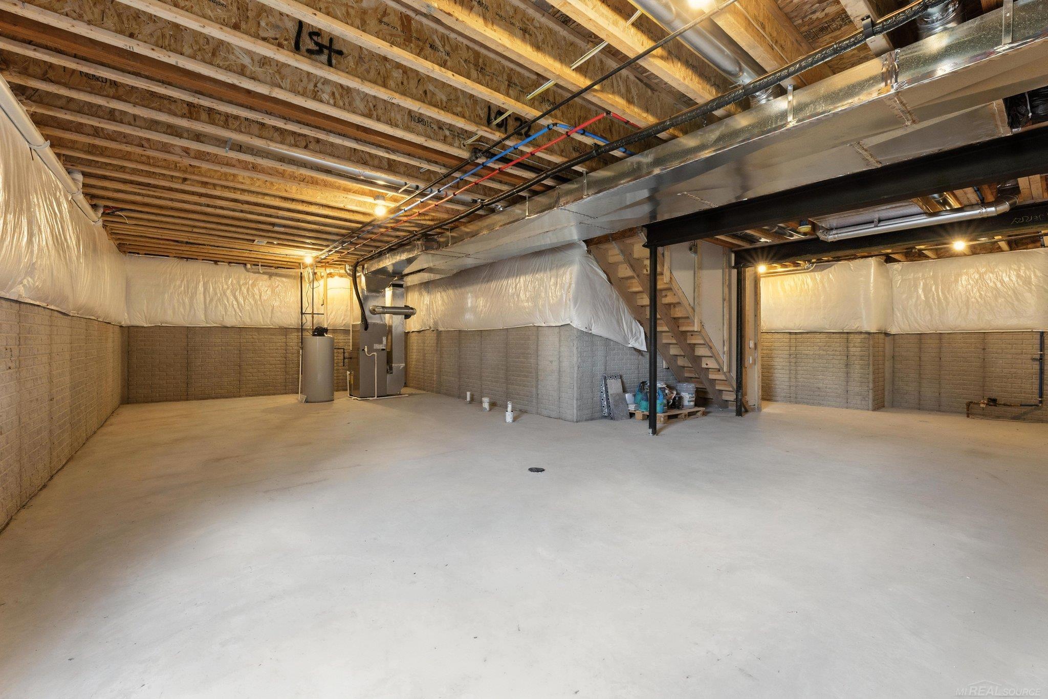 54824 Camden Court
