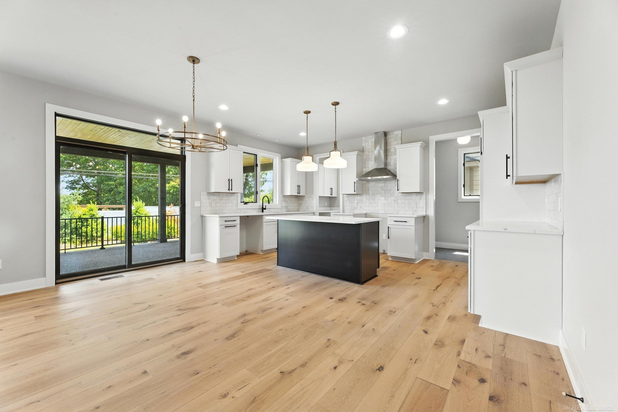 54824 Camden Court