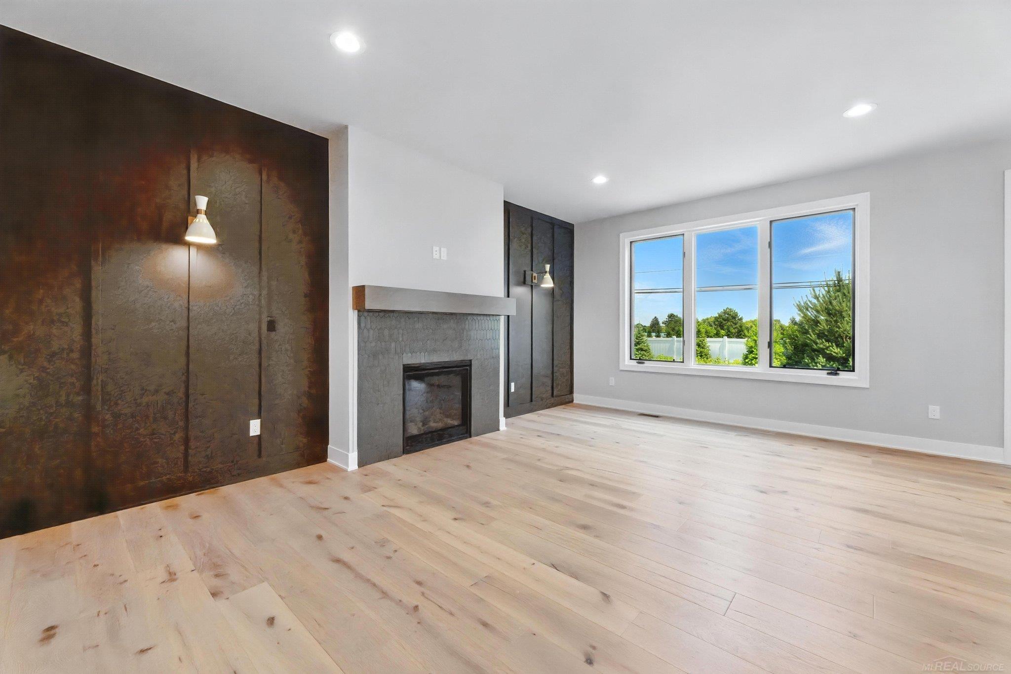 54824 Camden Court