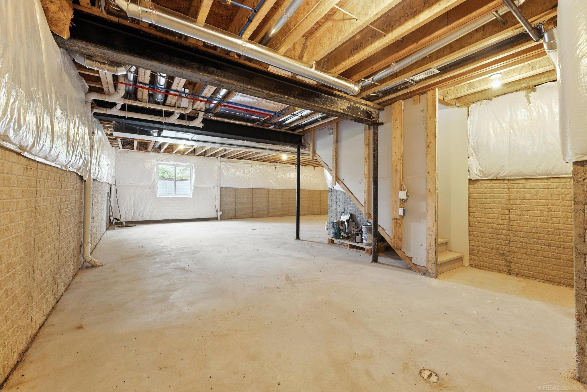 54824 Camden Court