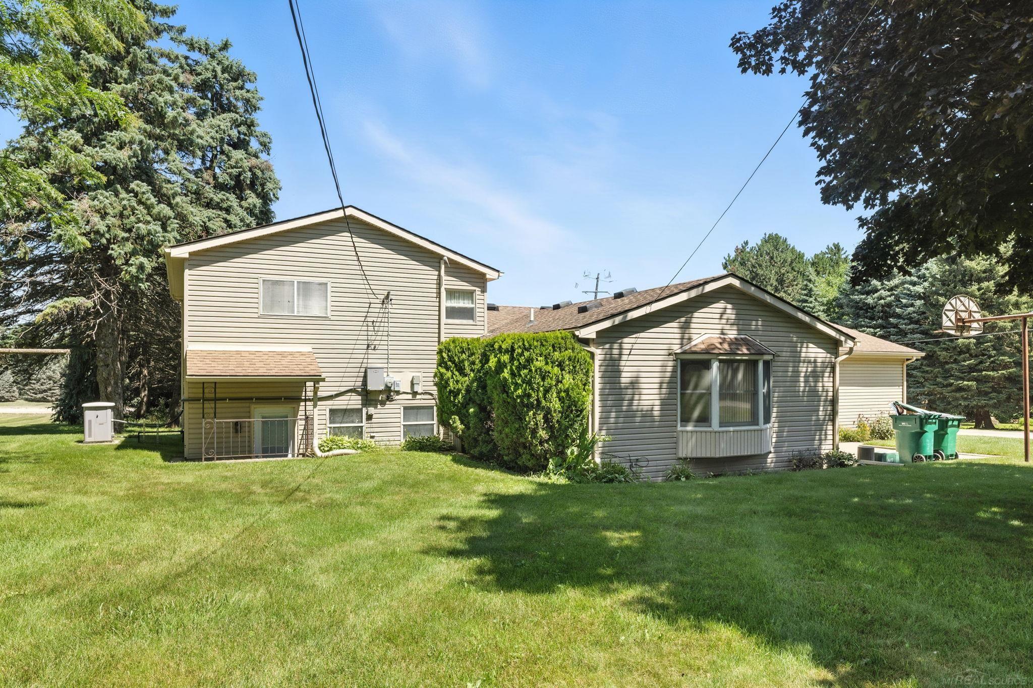 11376 33 Mile Road