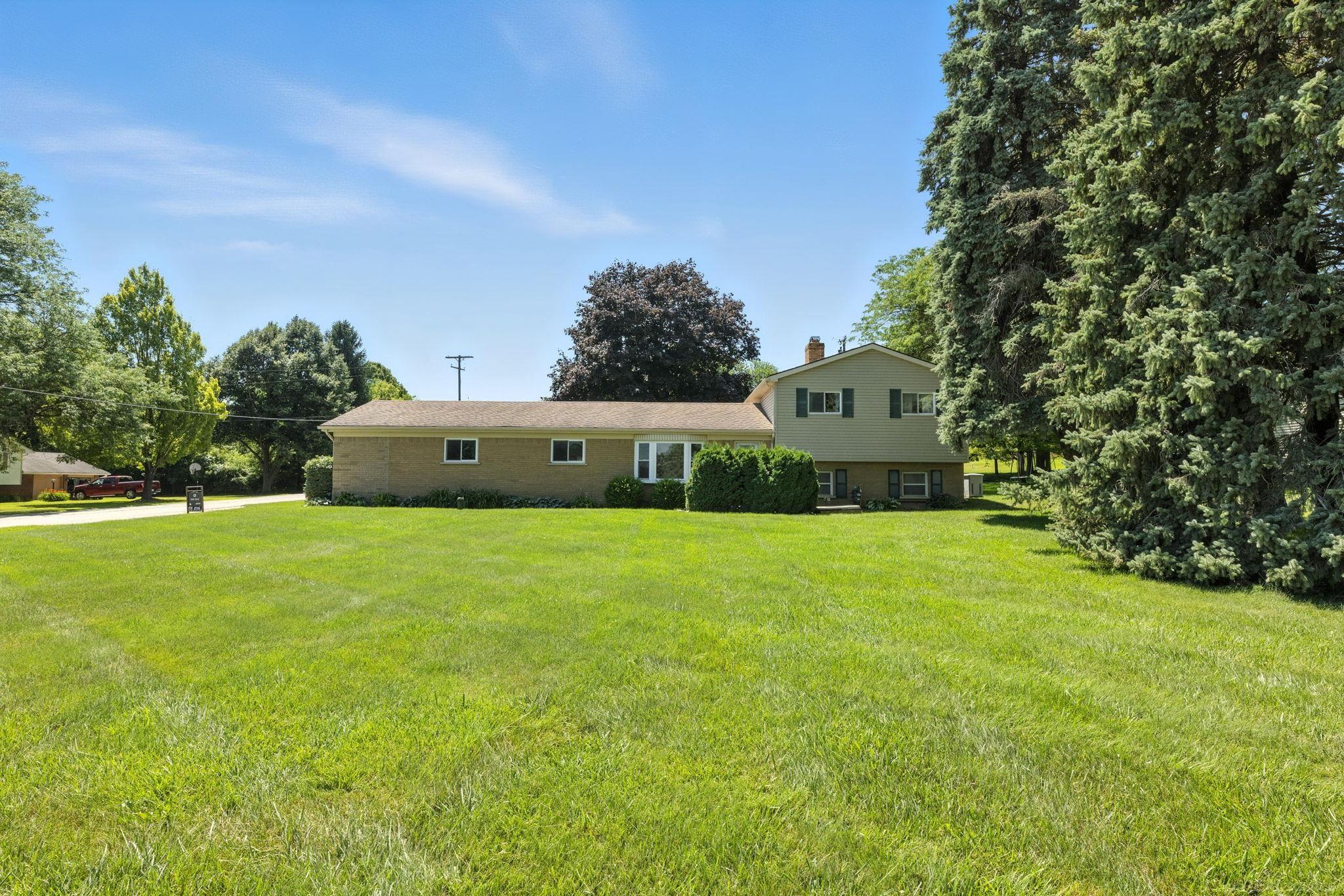 11376 33 Mile Road