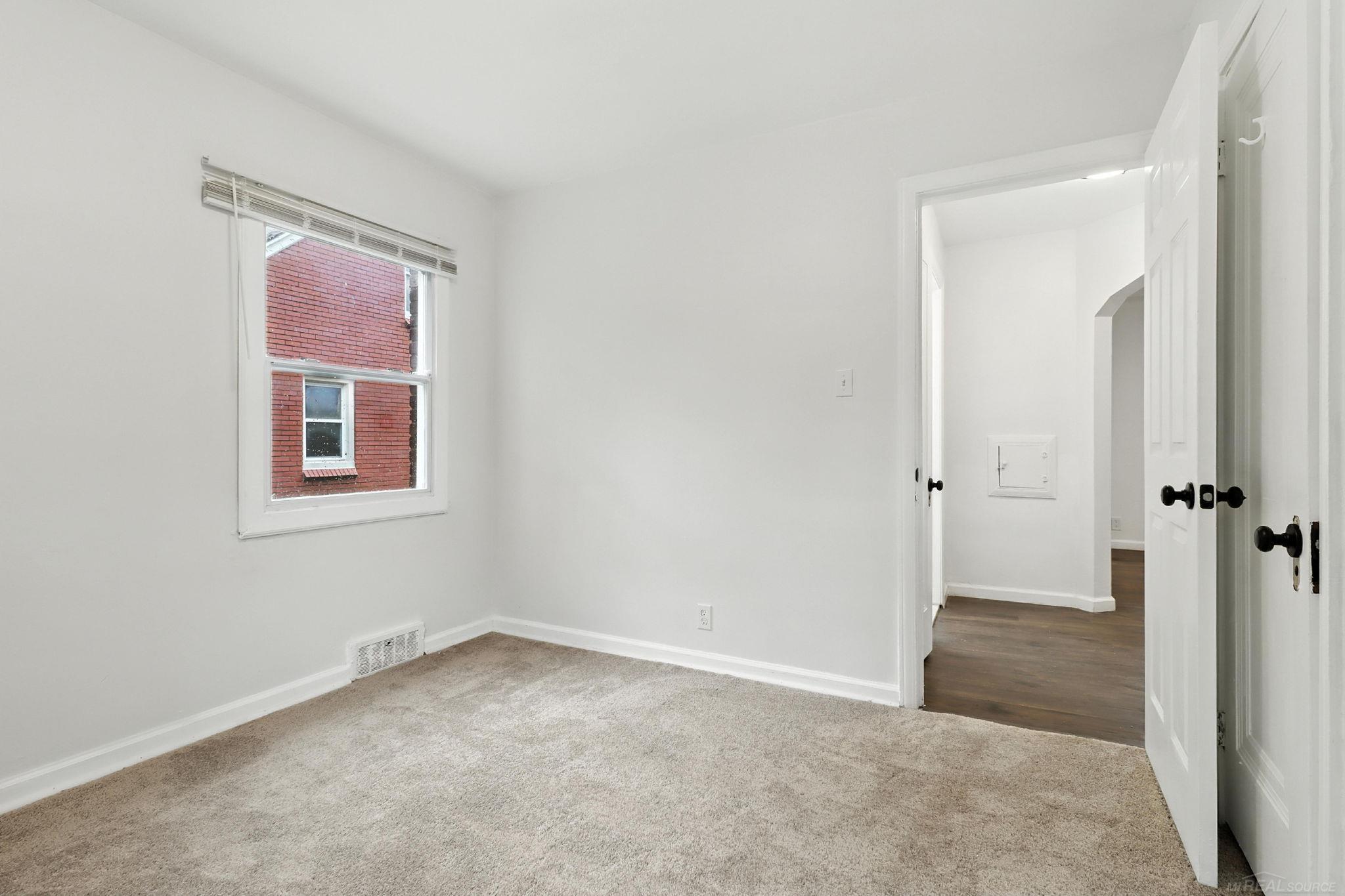 15710 Biltmore Street