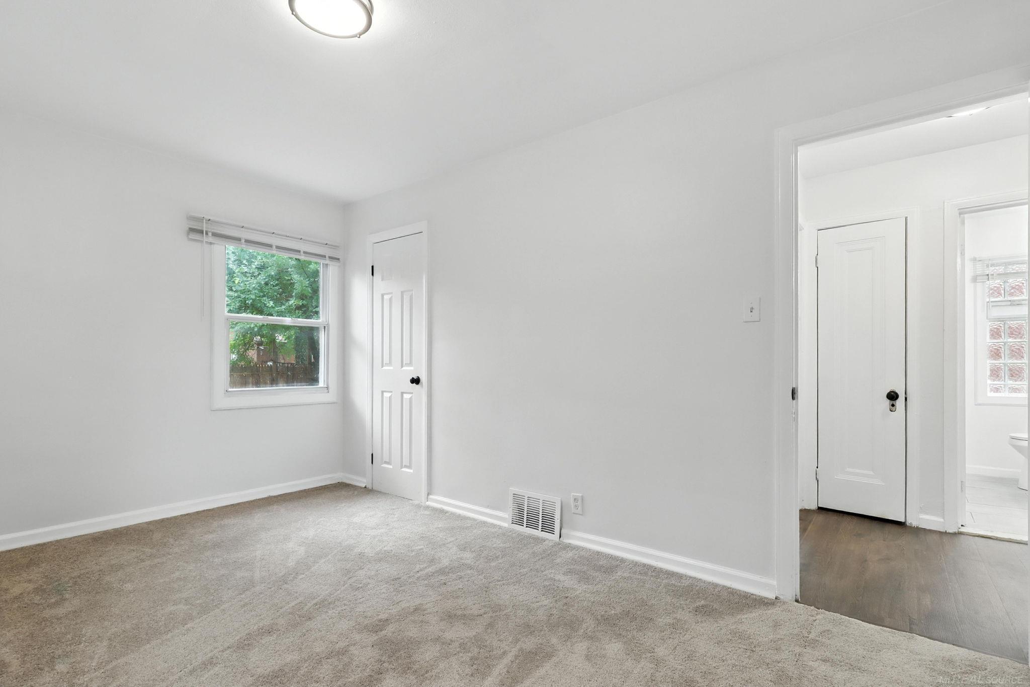 15710 Biltmore Street