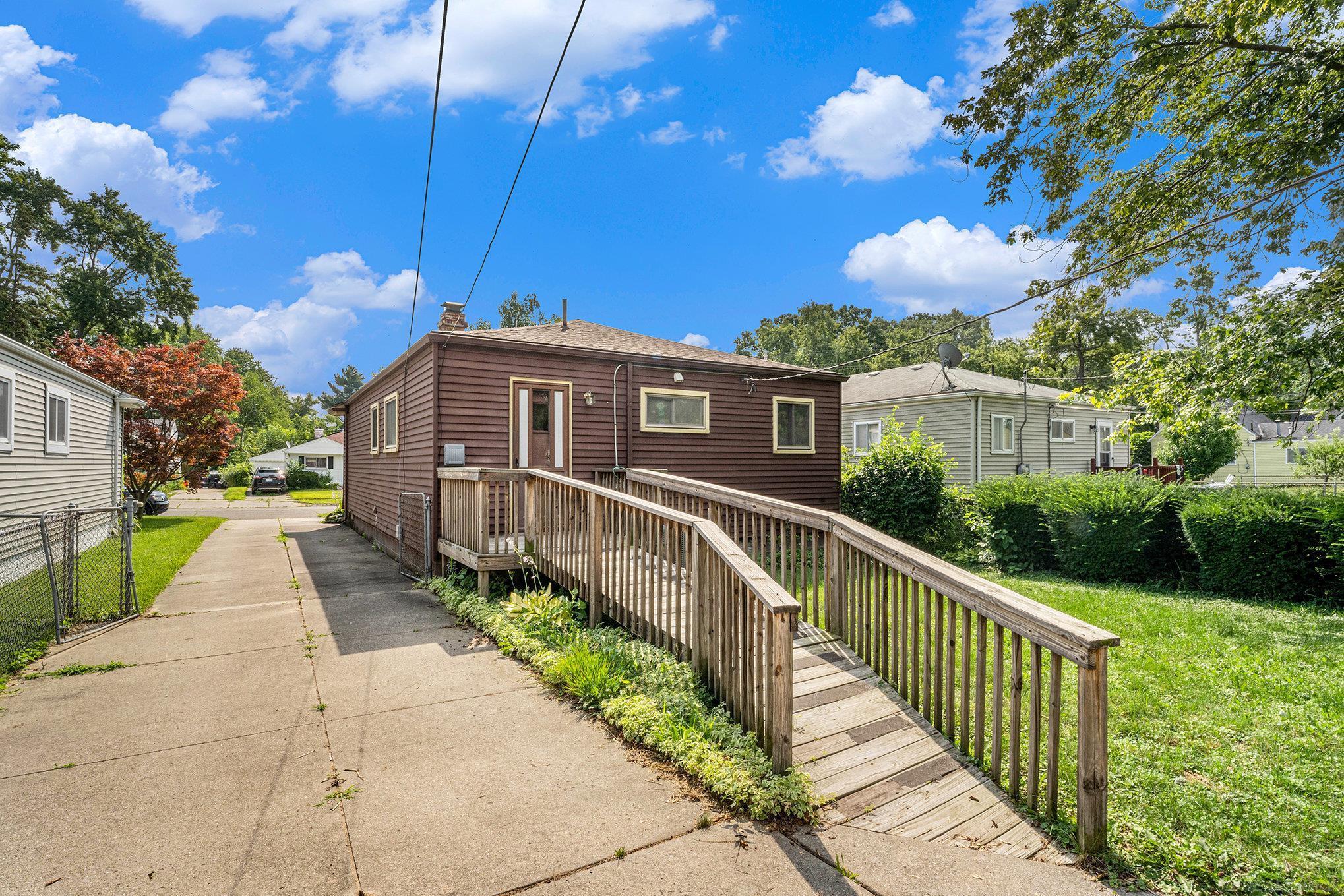 20107 Saint Francis Street