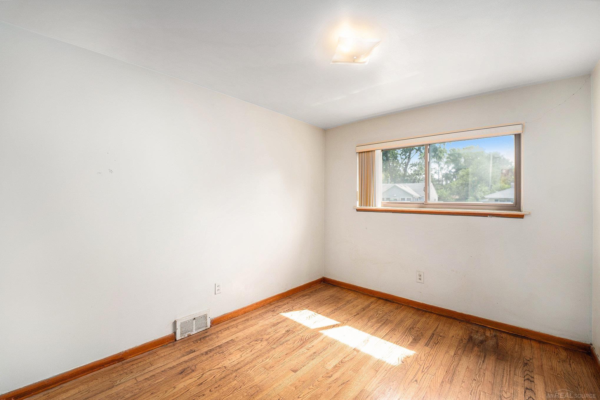 20107 Saint Francis Street