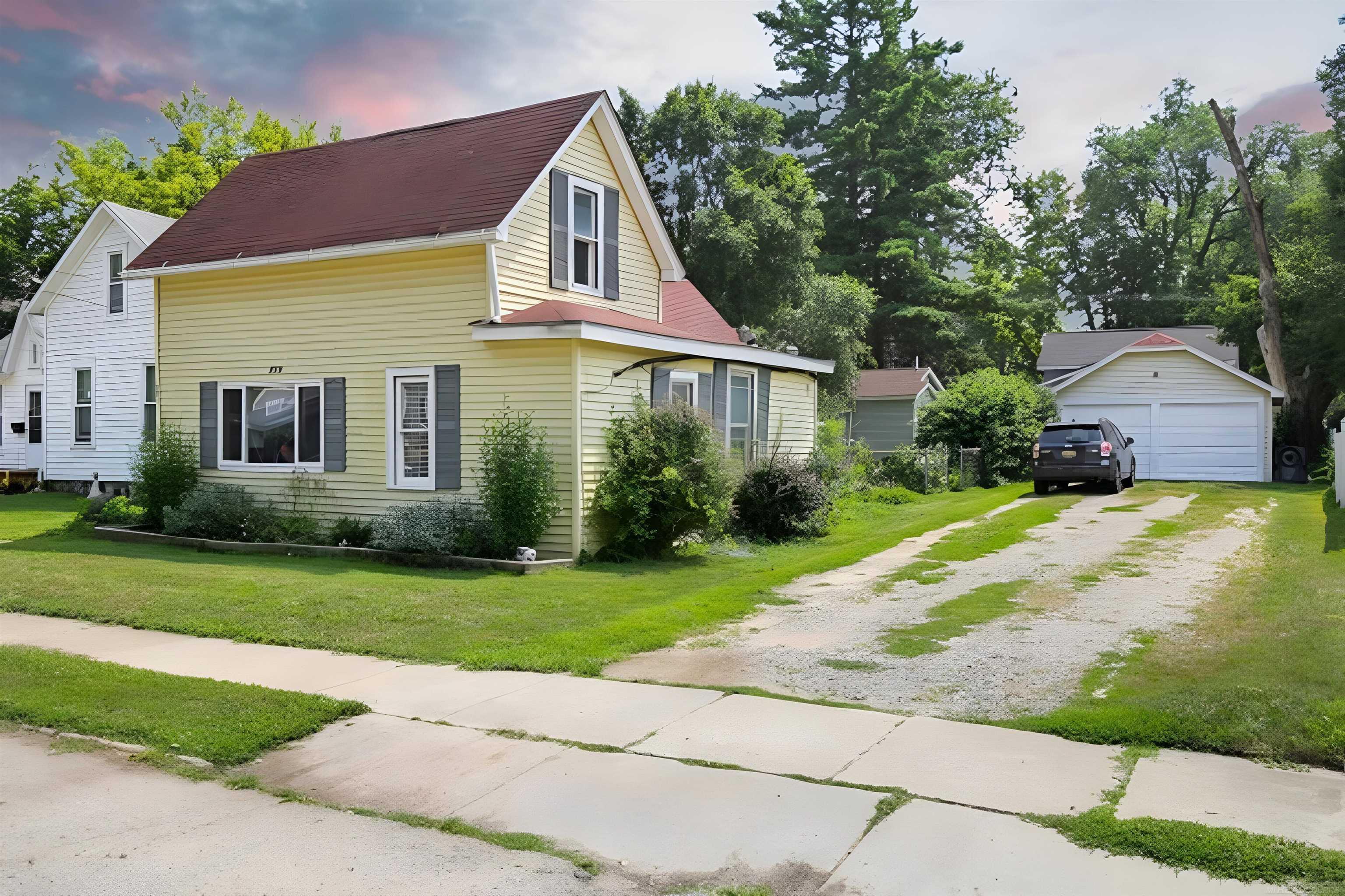 229 W Flint Street