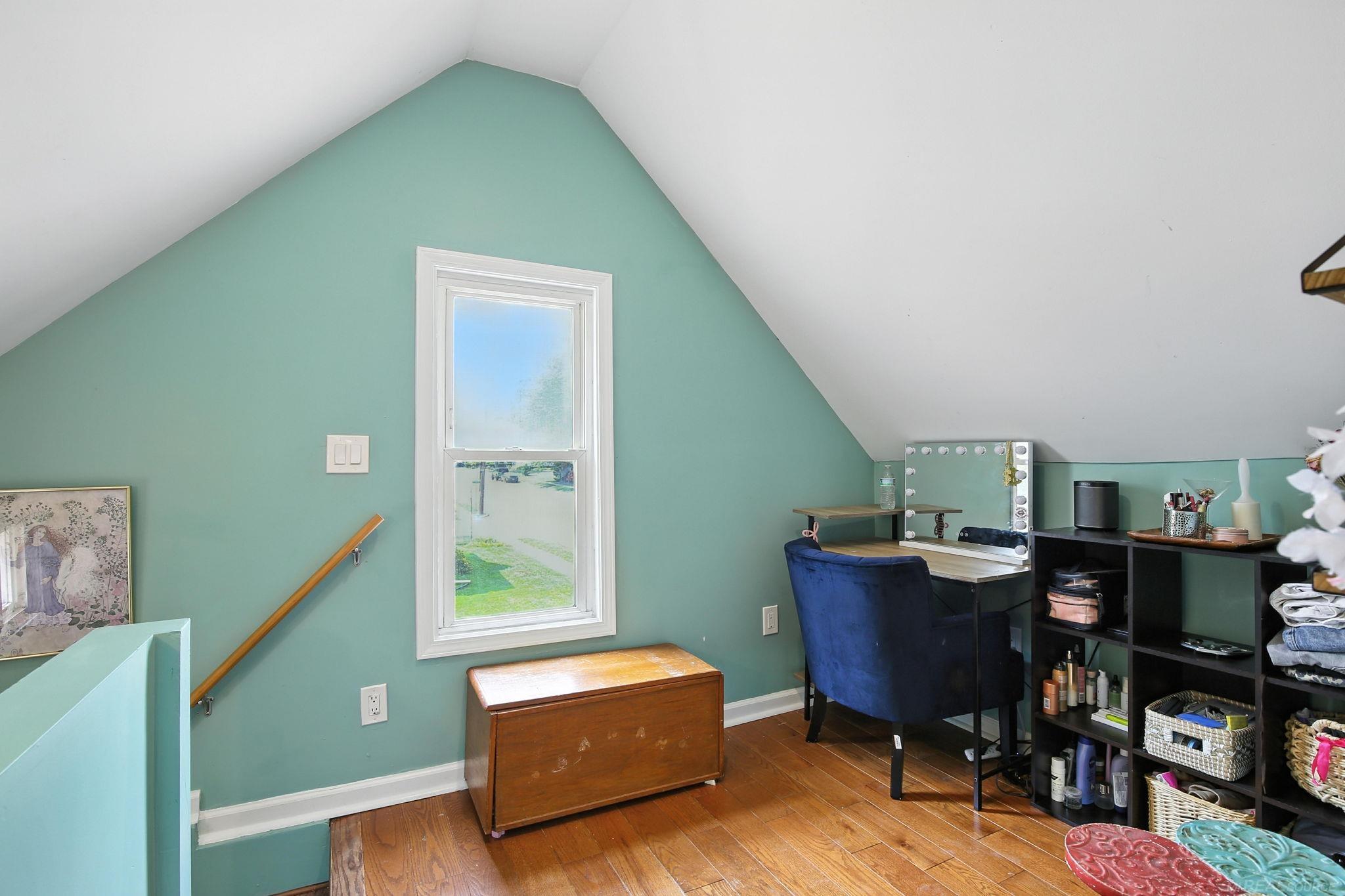 229 W Flint Street