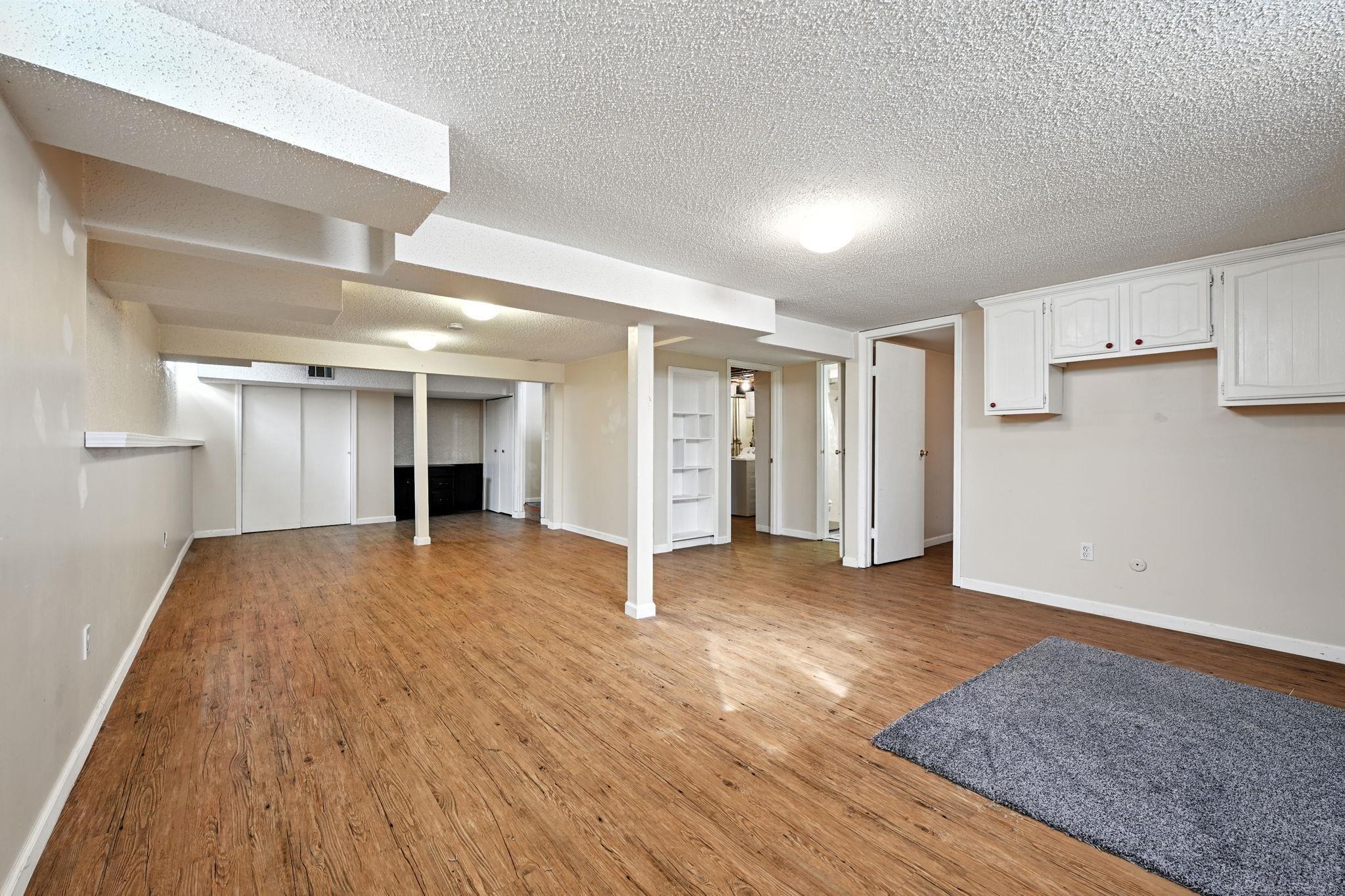 19523 Dartmouth Place